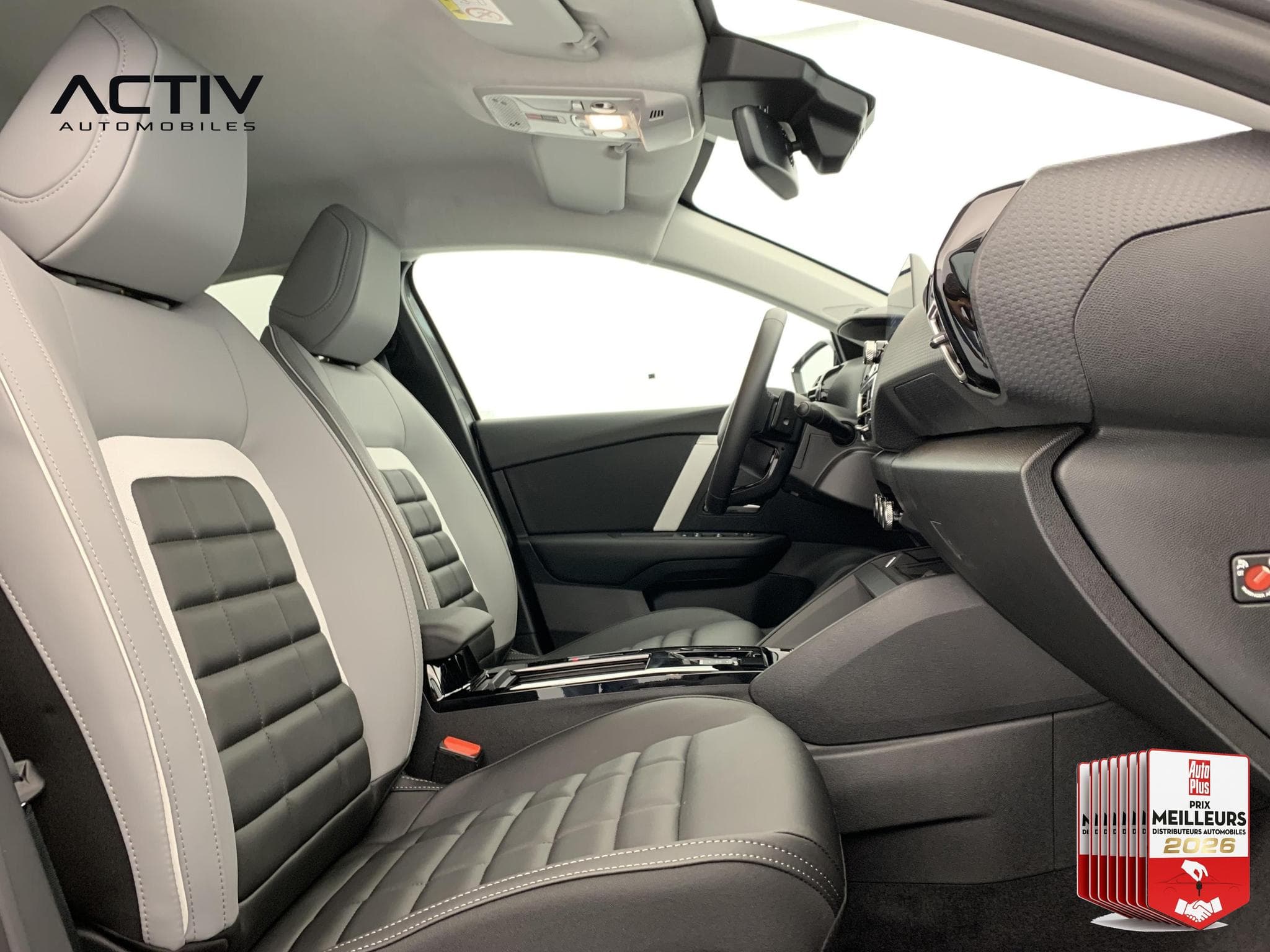 Citroën C4 PureTech 130 EAT8 Max (2025) - Foto 9