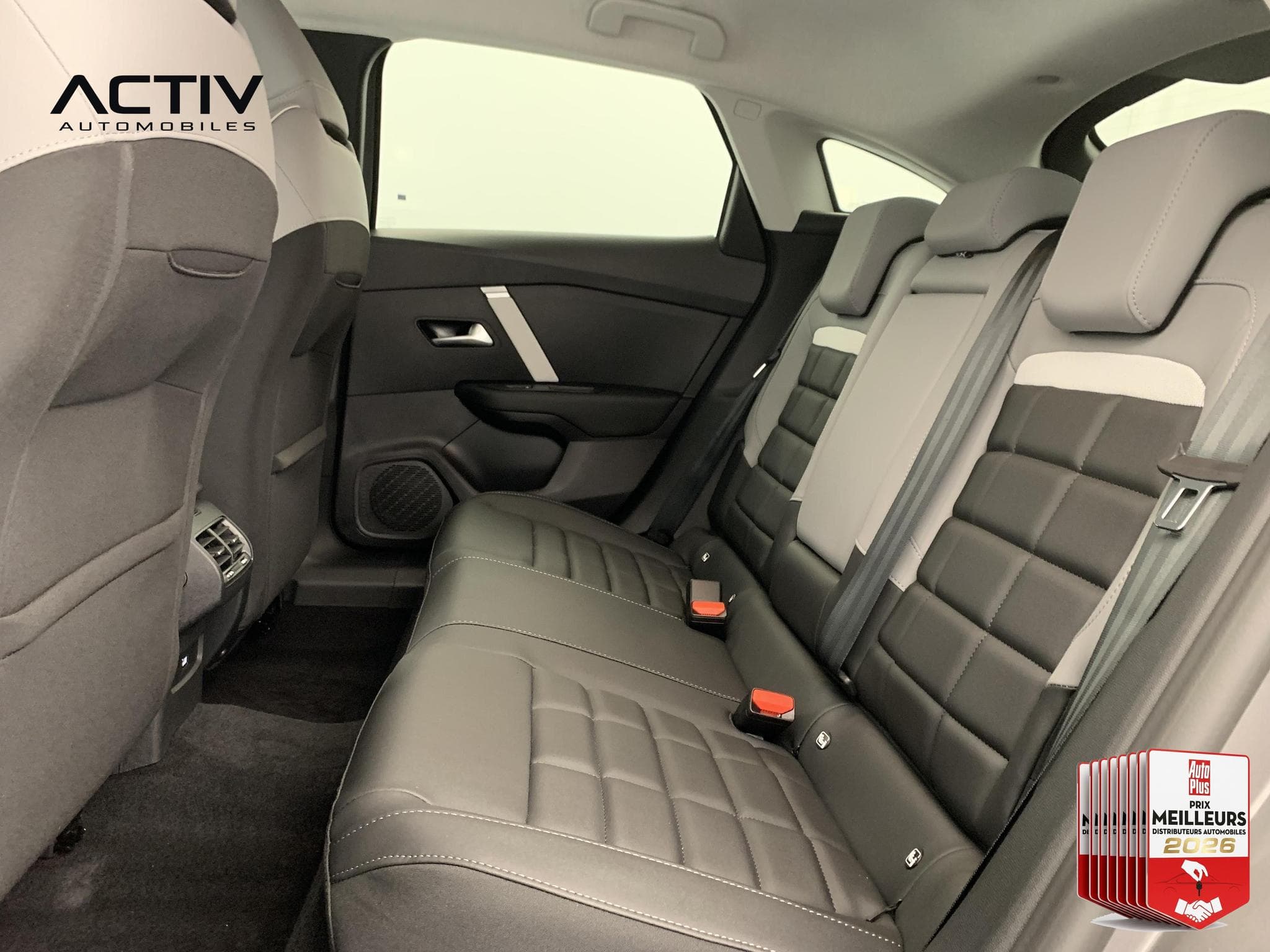 Citroën C4 PureTech 130 EAT8 Max (2025) - Foto 22