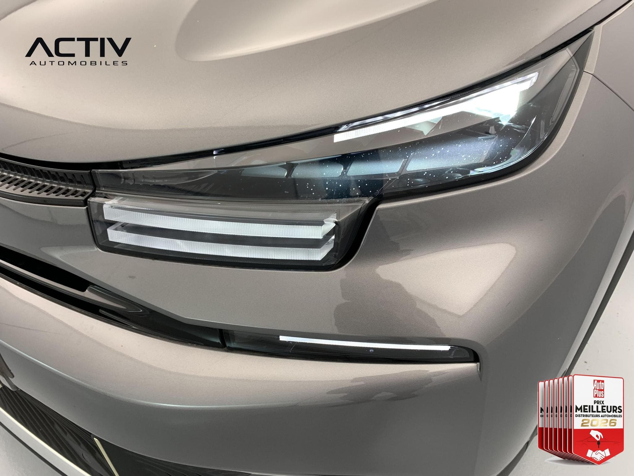 Citroën C4 PureTech 130 EAT8 Max (2025) - Foto 23