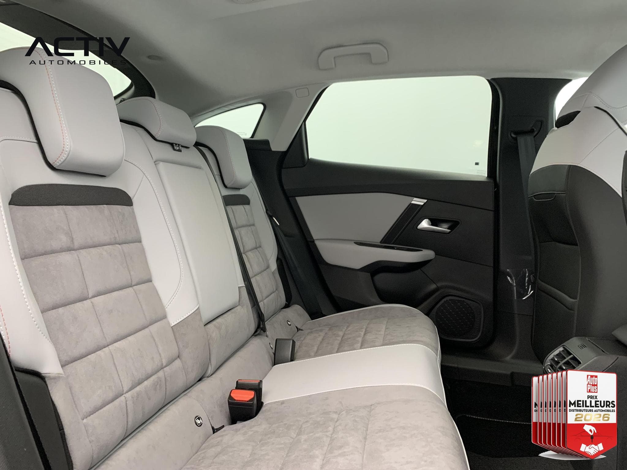Citroën C4 PureTech 130 EAT8 Max (2025) - Foto 10