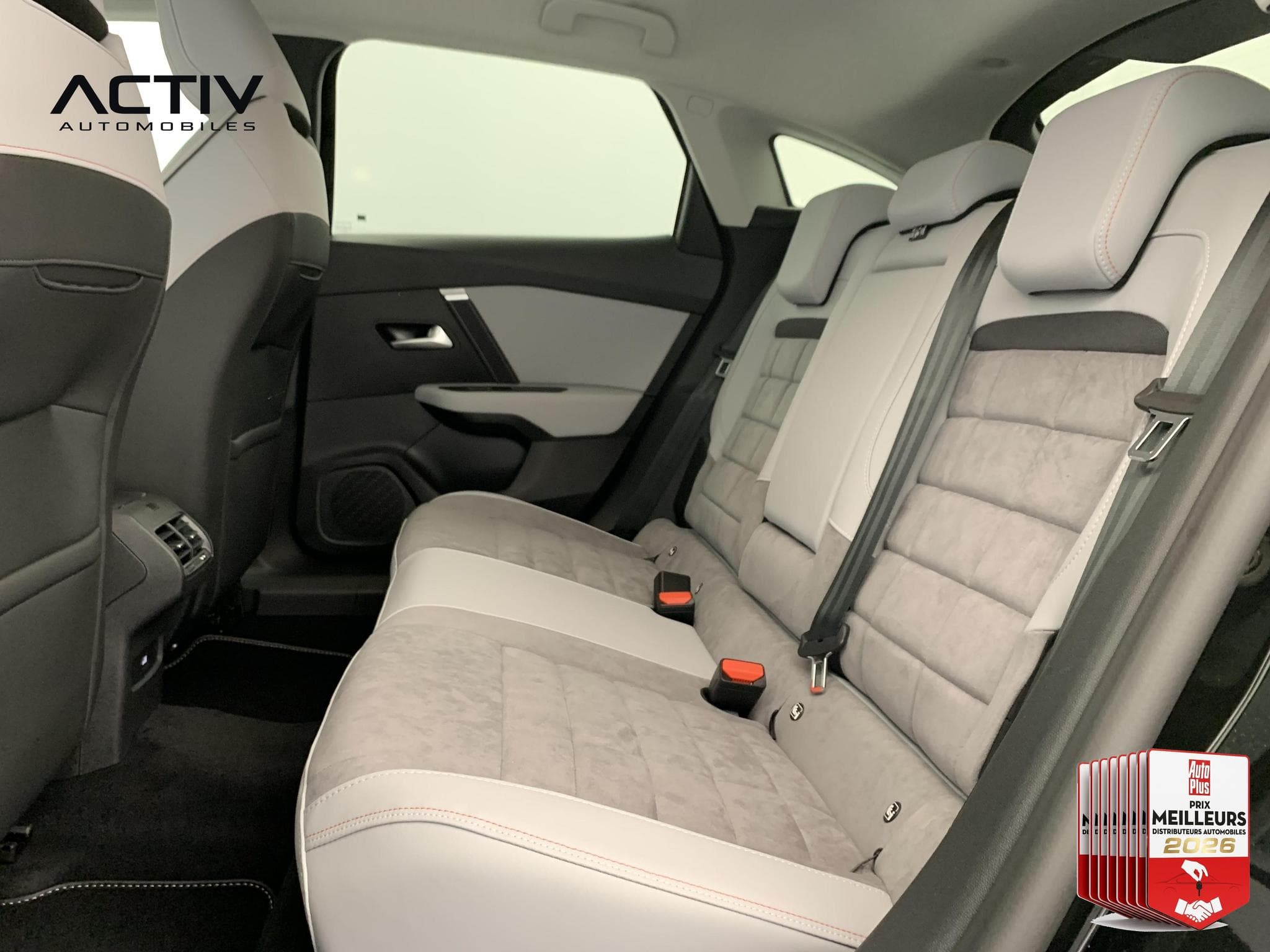 Citroën C4 PureTech 130 EAT8 Max (2025) - Foto 21