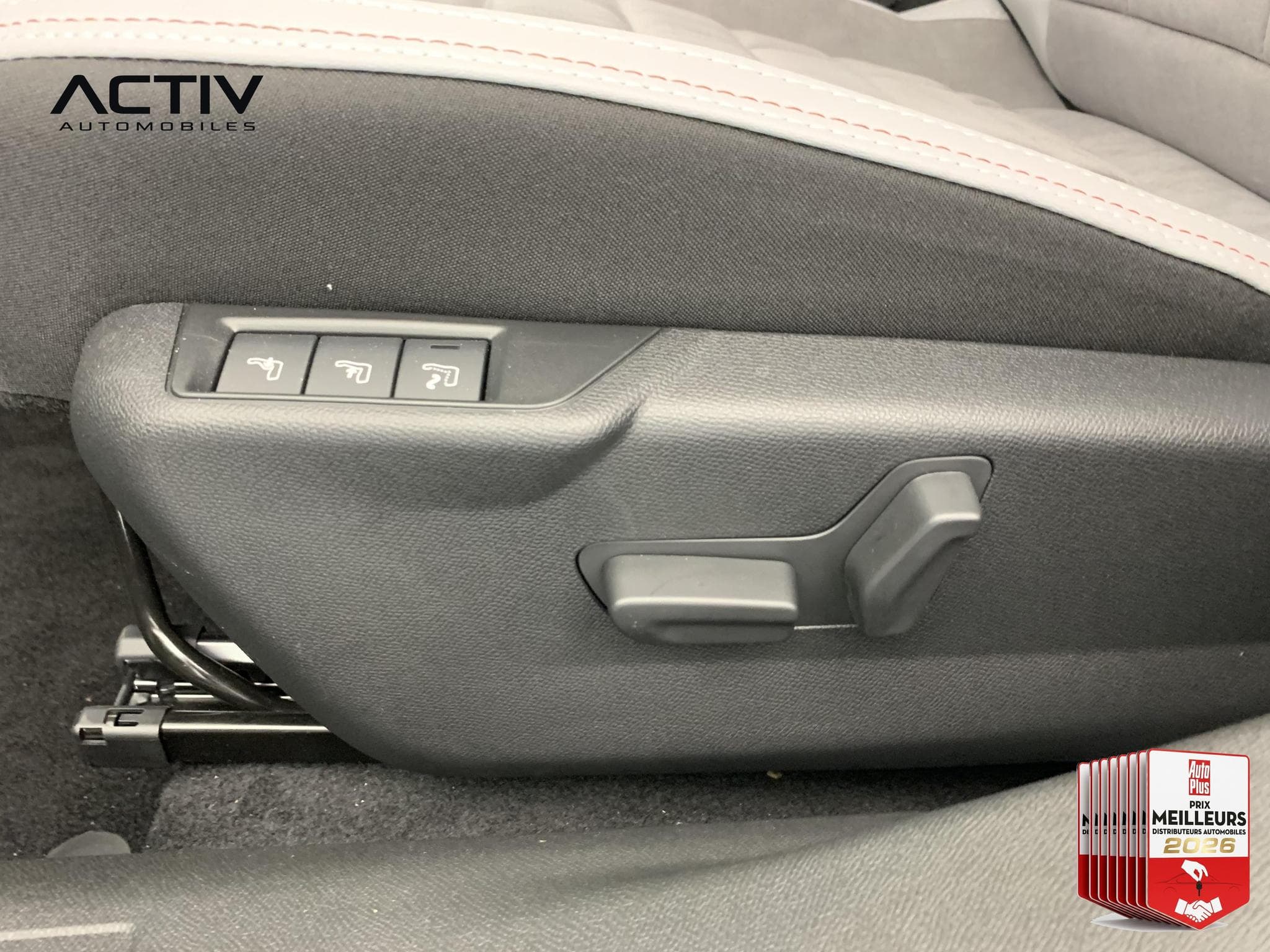 Citroën C4 PureTech 130 EAT8 Max (2025) - Foto 26
