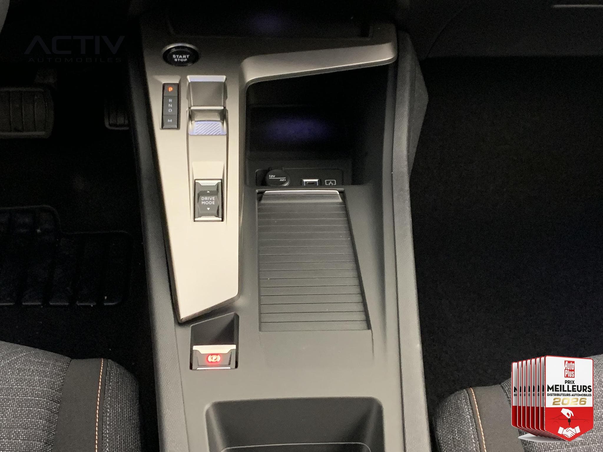 Peugeot 308 BLUEHDI 130CH EAT8 STYLE (2026) - Foto 15