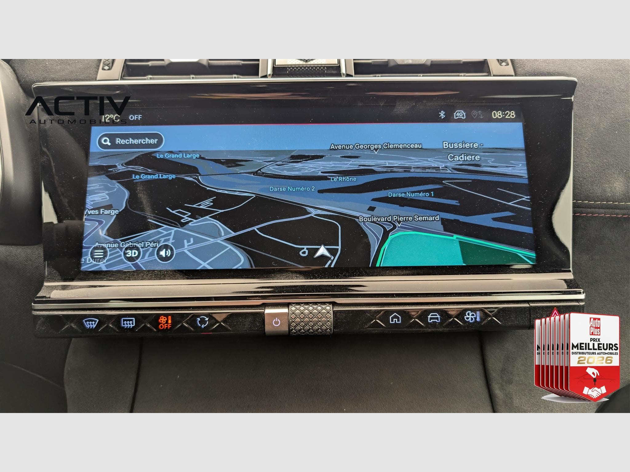DS Automobiles DS7 BlueHDi 130 EAT8 Pallas (2025) - Foto 17