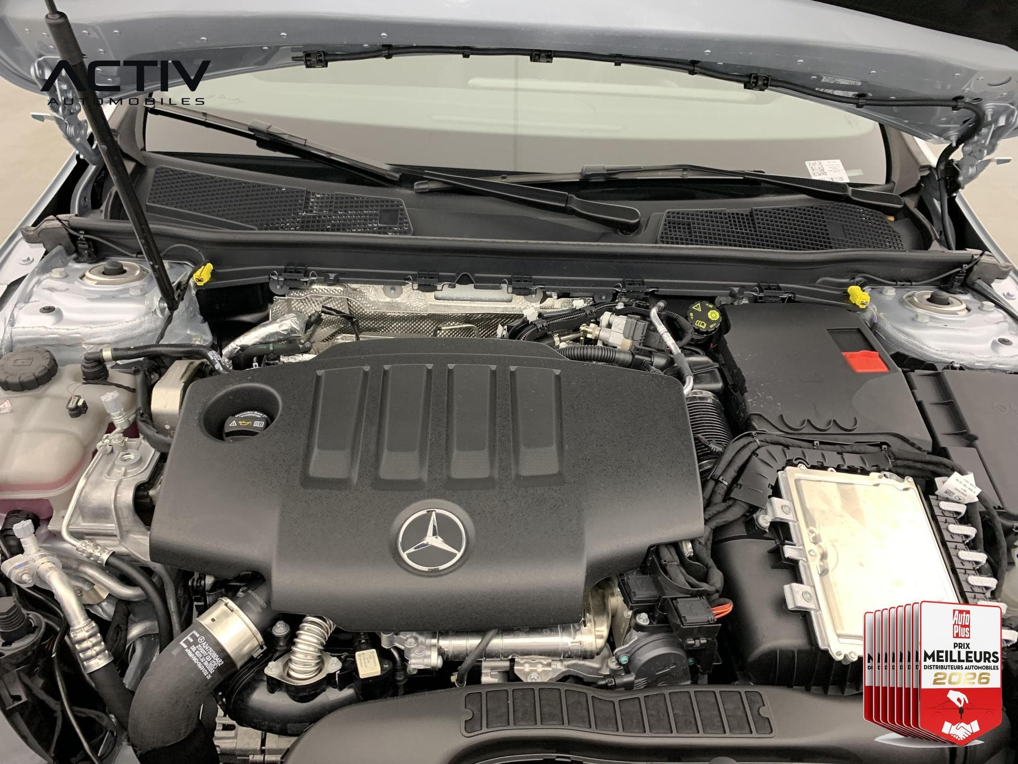 Mercedes CLASSE A 200 d 8G-DCT AMG Line (2025) - Foto 21