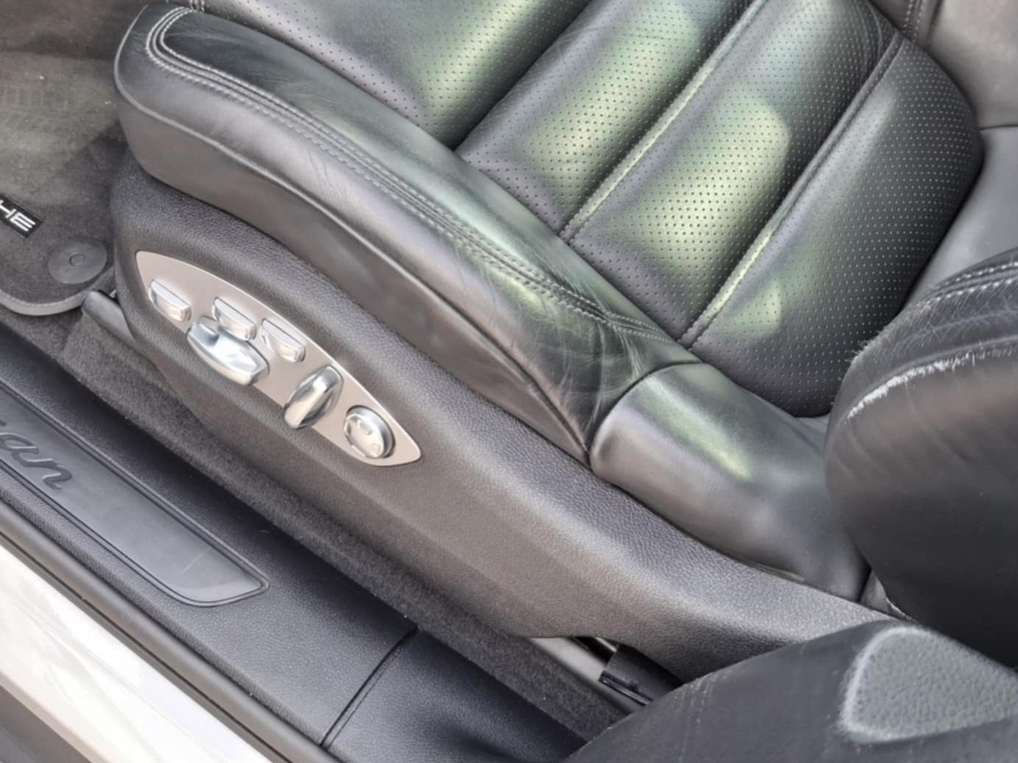 Porsche Macan (2021) - Photo 3