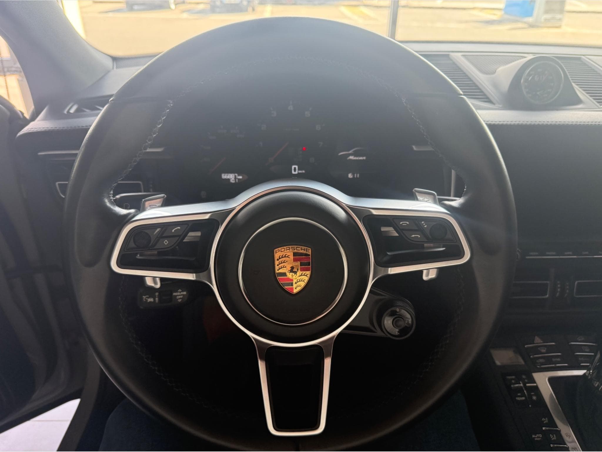 Porsche Macan (2021) - Photo 5