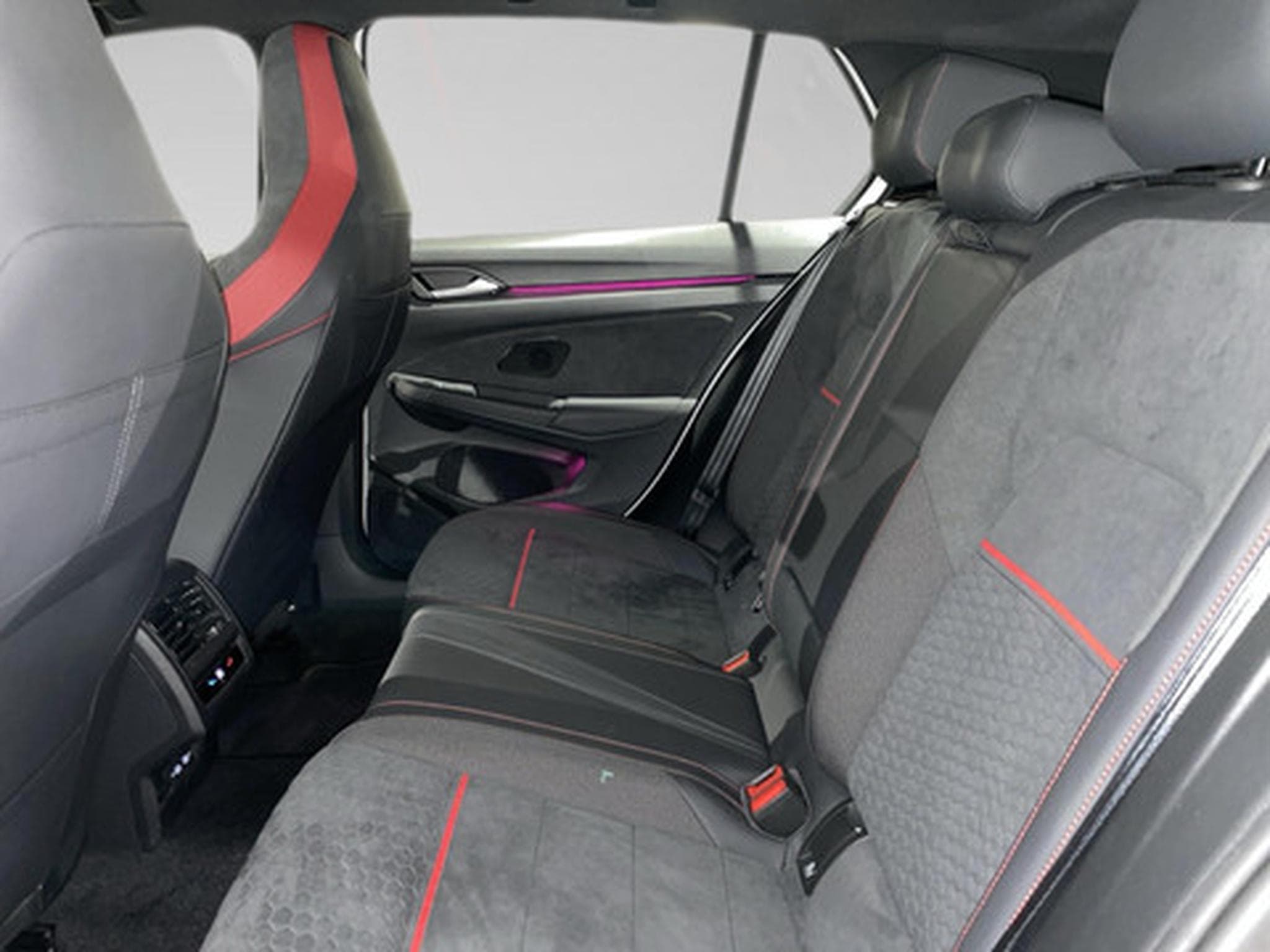 VW Golf VIII 2.0 TSI 221kW GTI Clubsport DSG (2024) - Photo 11