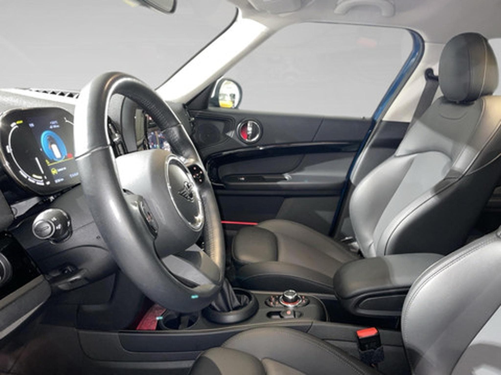 Mini Countryman 1.5 Cooper S E ALL4 AT PLUG IN (2021) - Photo 4