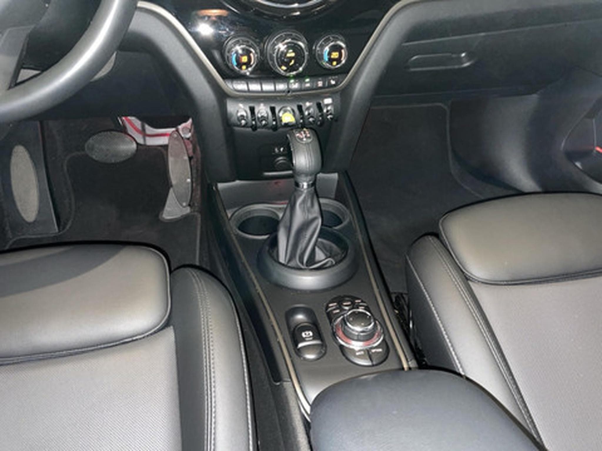 Mini Countryman 1.5 Cooper S E ALL4 AT PLUG IN (2021) - Photo 10