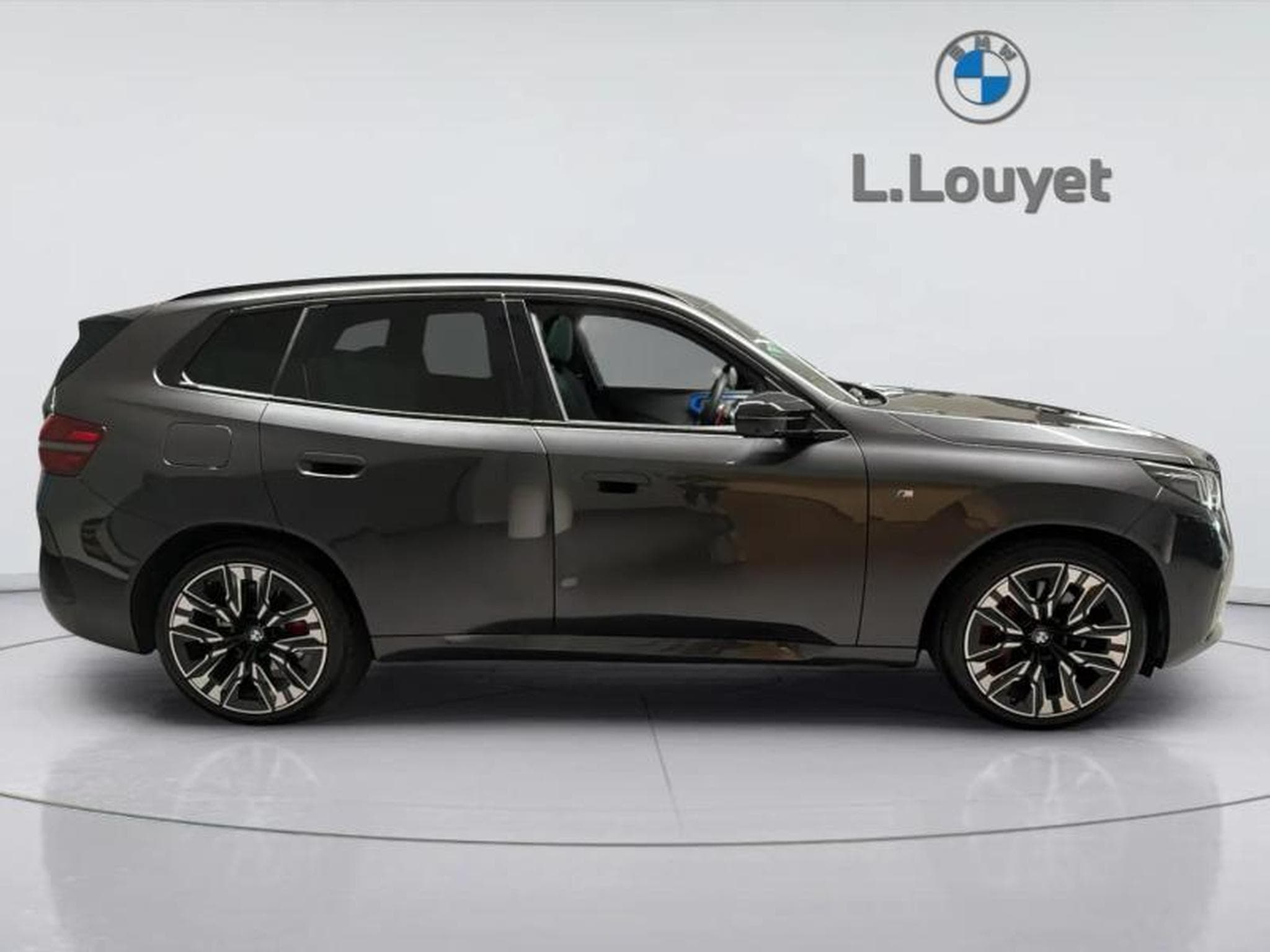 BMW X3 M PRO (2026) - Photo 3