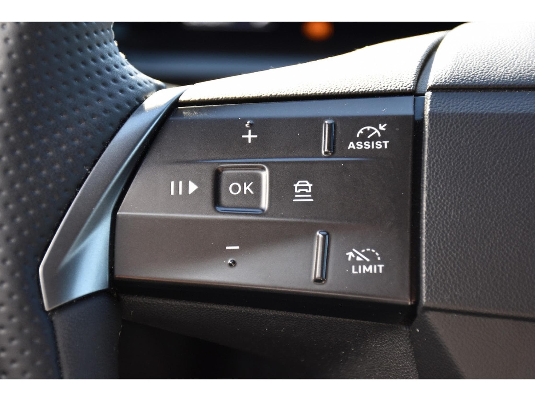 Opel Grandland 1.2 Hybrid 145 e-DCT6 GS ACC FOCAL SG CHFF LANE CAM 1° MAIN (2025) - Photo 22