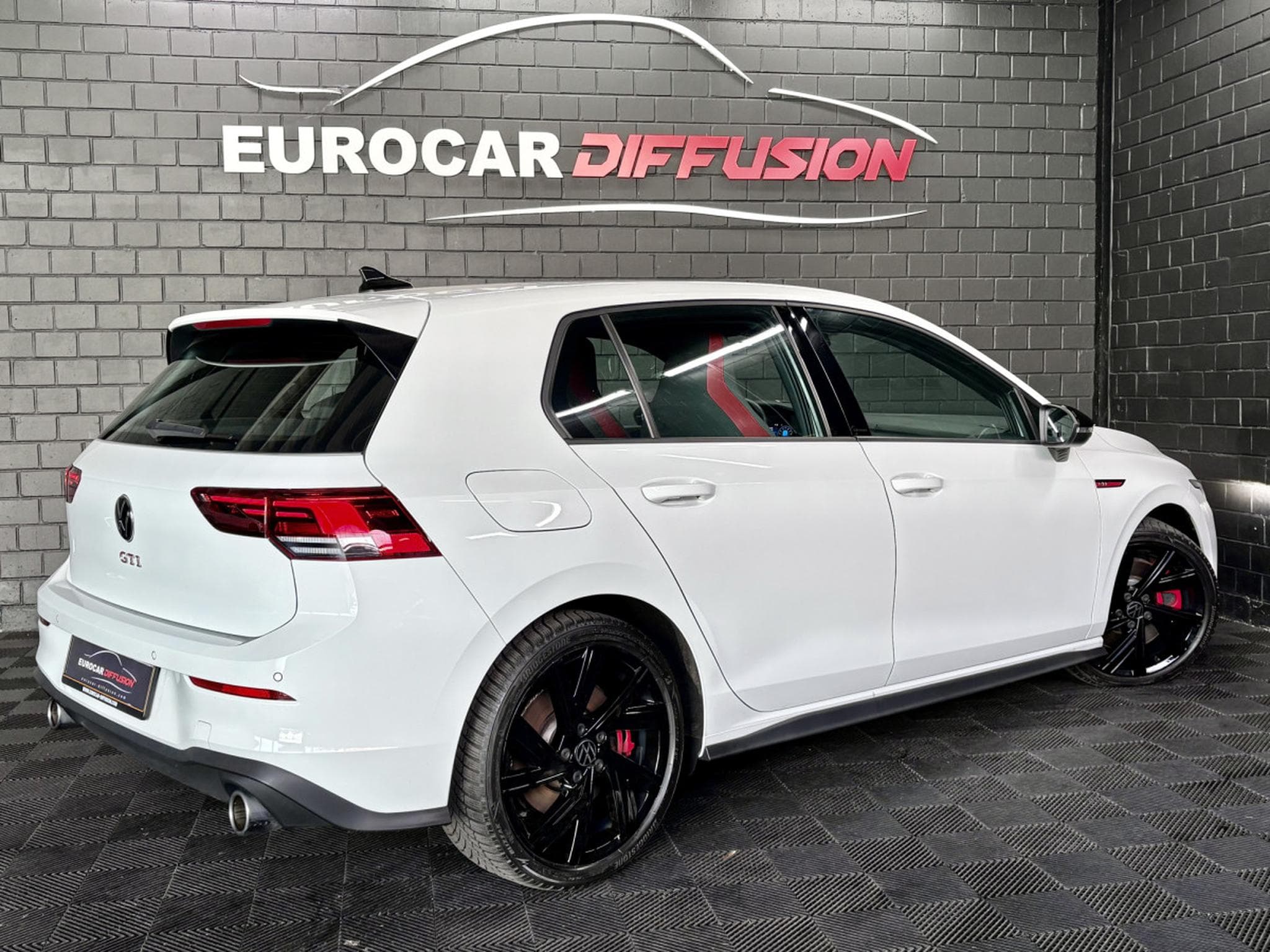 VW Golf GTI 2.0 TSI BVM6 245 CV *BOITE MECA* ACC * CARPLAY* (2023) - Photo 6