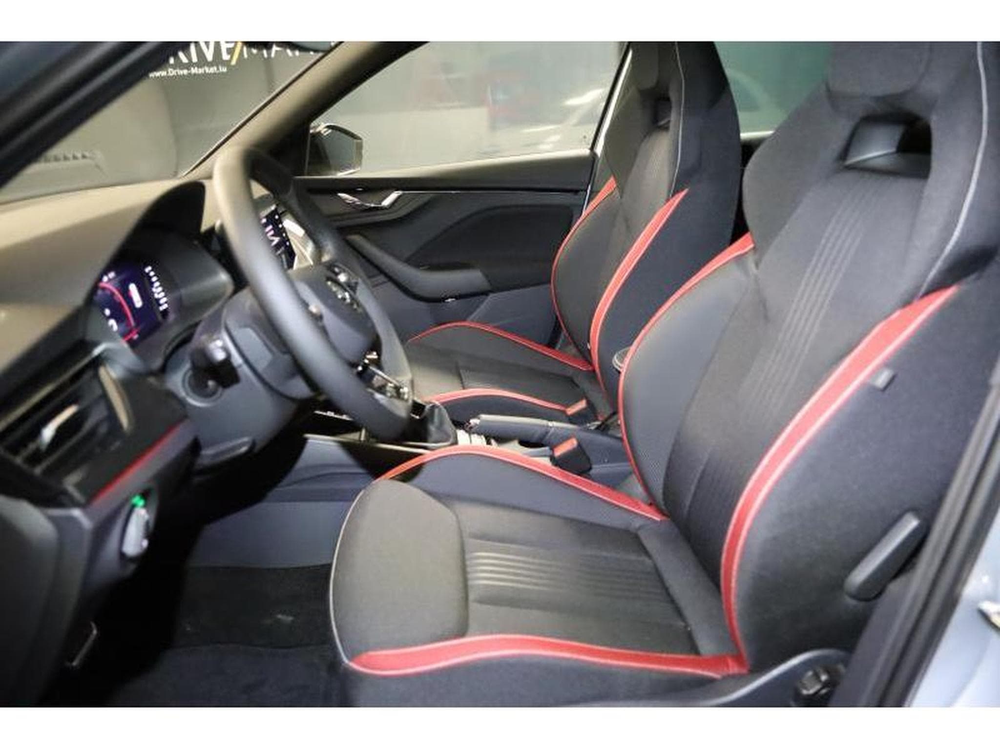 Skoda Kamiq Monte Carlo (2023) - Photo 11