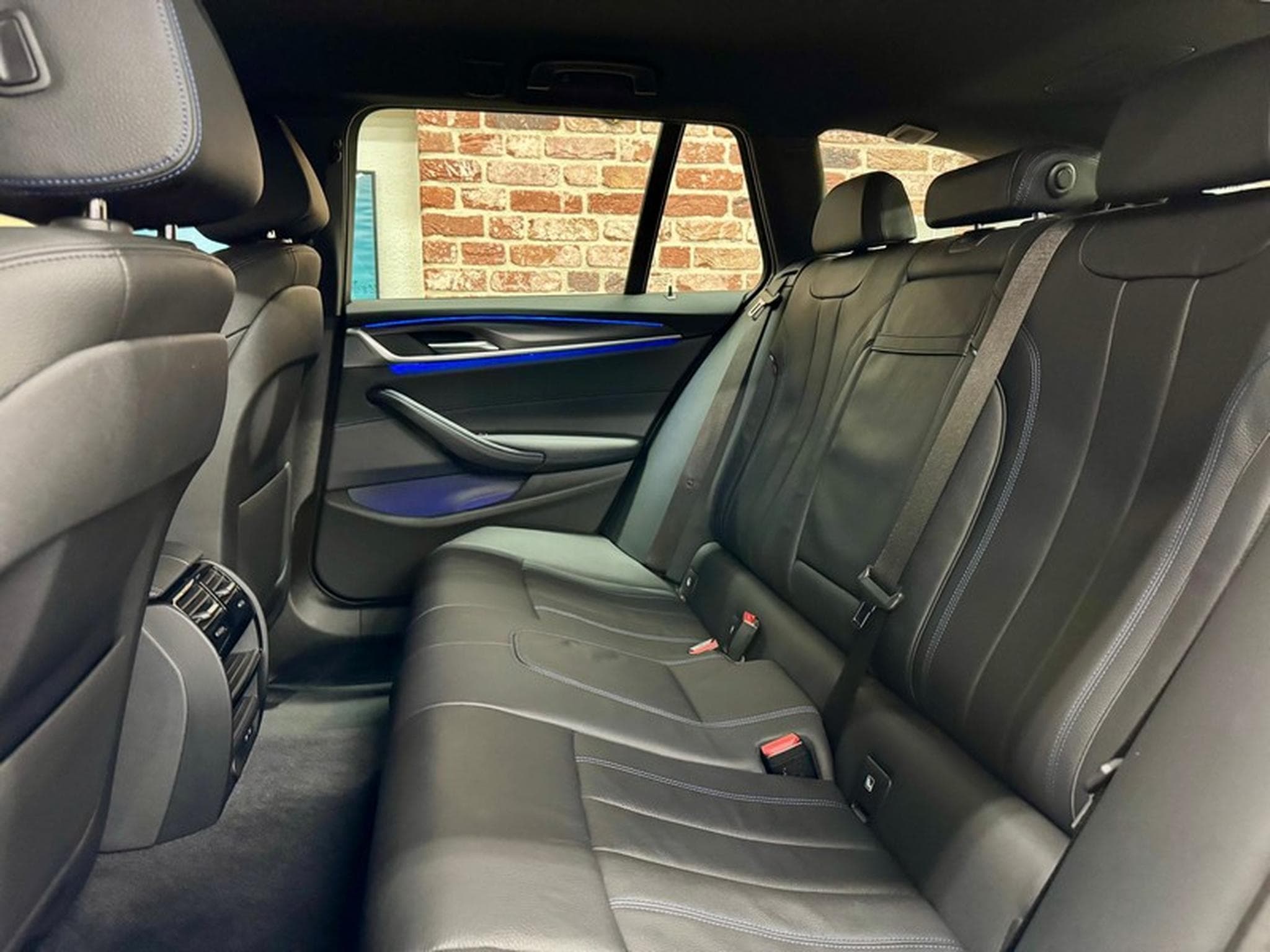 BMW 540 540dA Touring 3.0 340cv Auto xDrive M-SPORT (2022) - Photo 6