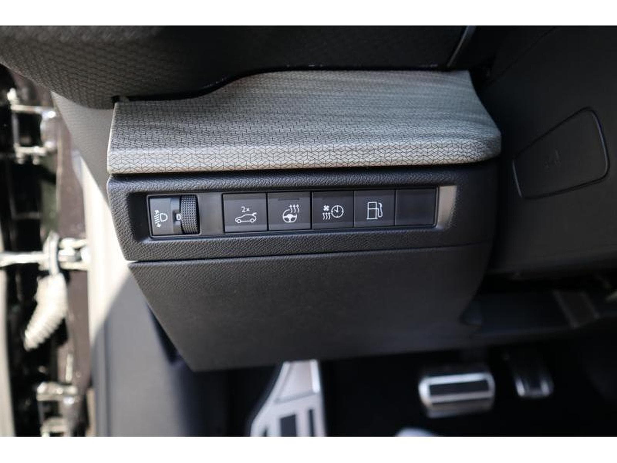 Citroën C5 X Shine (2023) - Photo 14