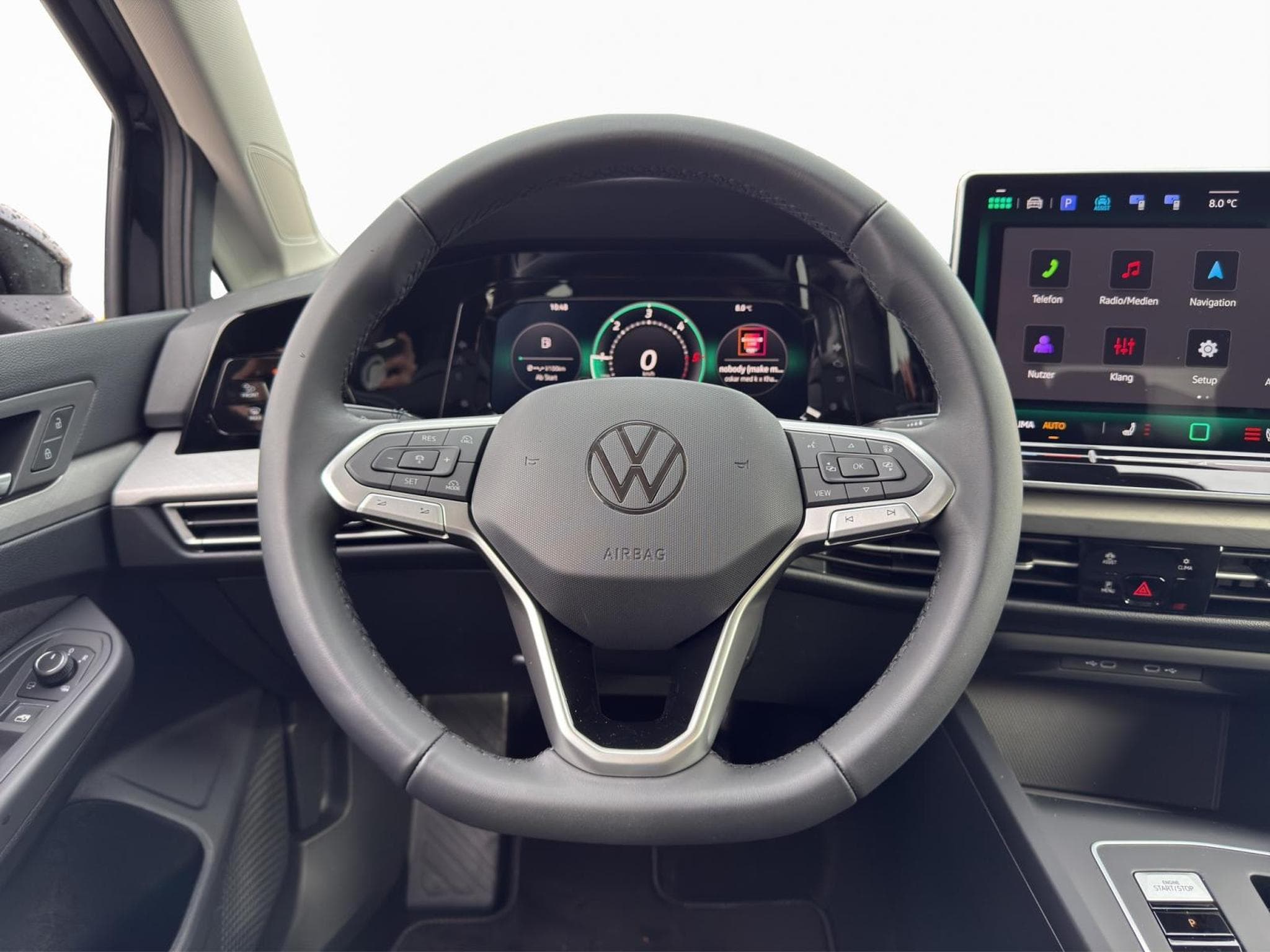 VW Golf Life (2026) - Photo 10
