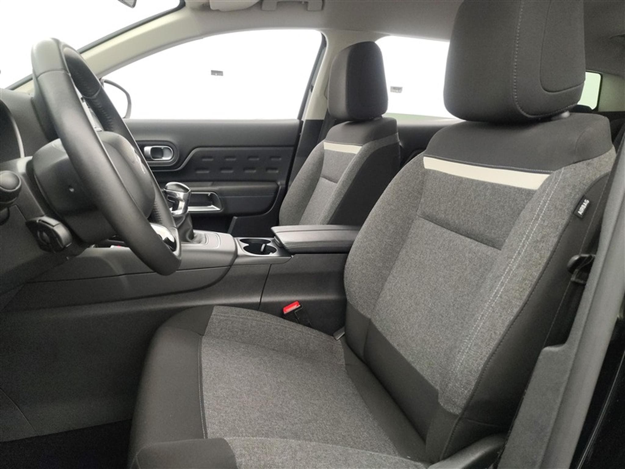 Citroen C5 Aircross 1.2 PureTech Live NAVI/FULL LED/JA18/PDC/CAMERA (2023) - Photo 7