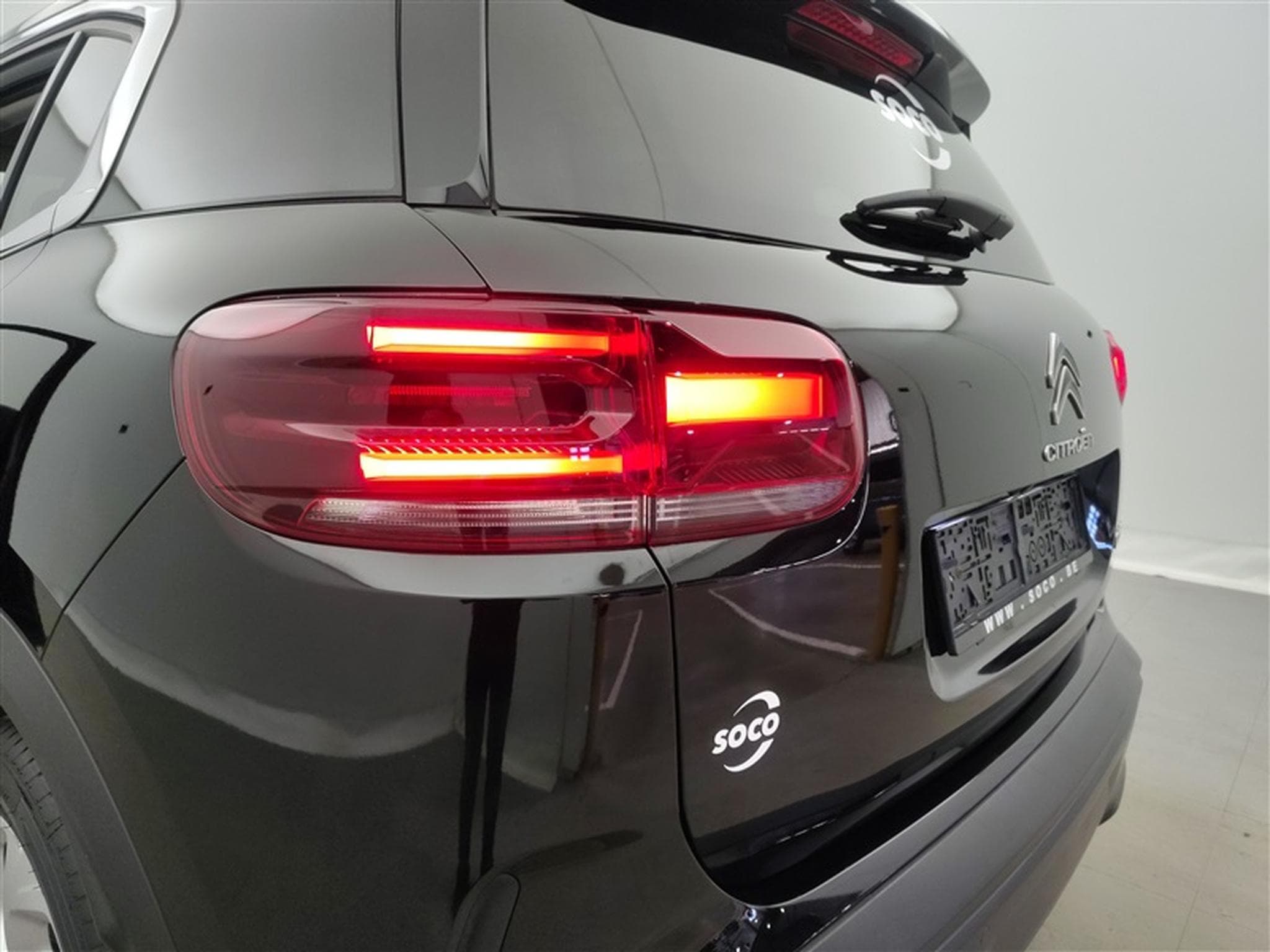 Citroen C5 Aircross 1.2 PureTech Live NAVI/FULL LED/JA18/PDC/CAMERA (2023) - Photo 16