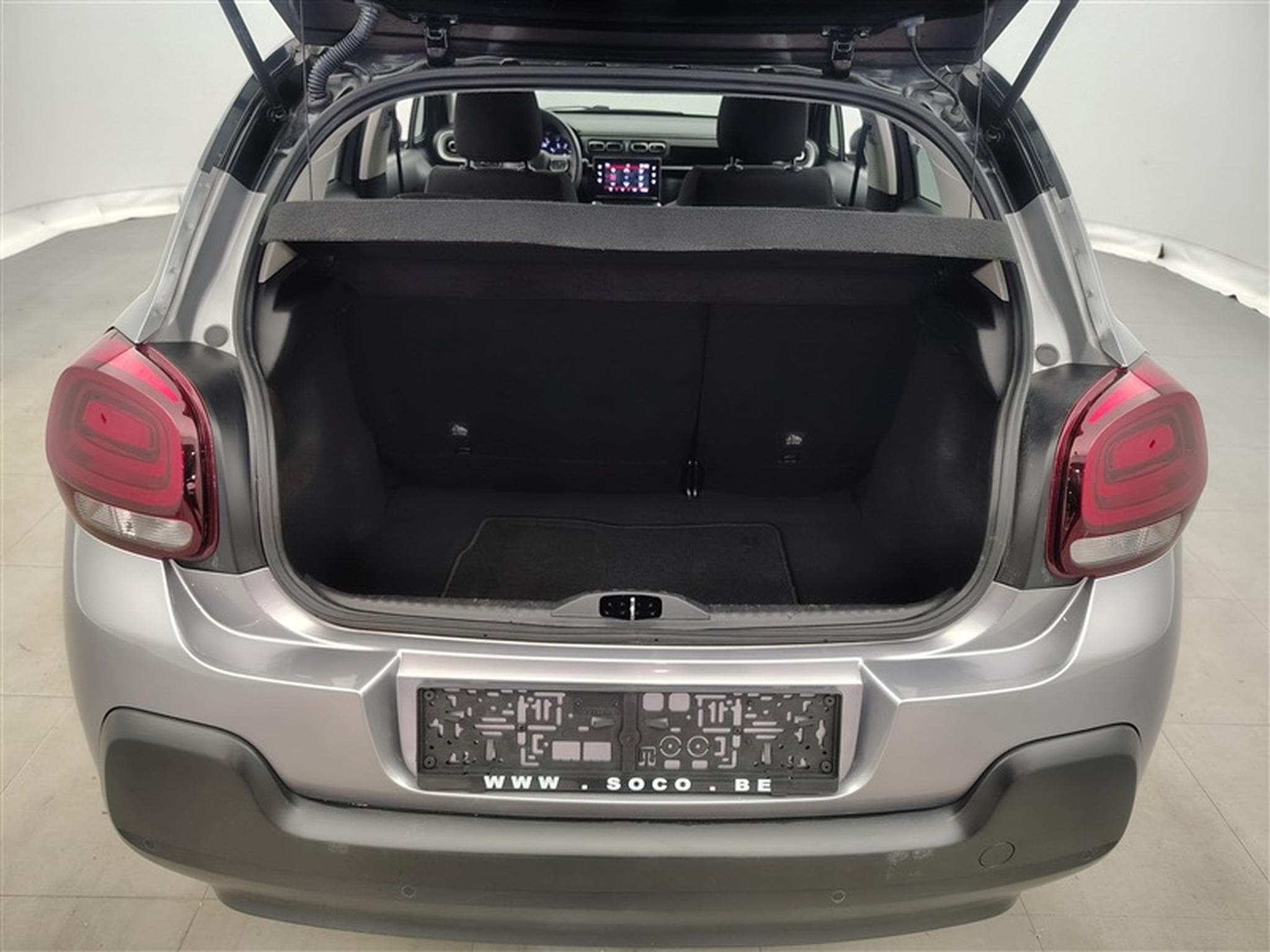 Citroen C3 1.2i PureTech Shine CARPLAY / FULL LED / JA 16" (2023) - Photo 14