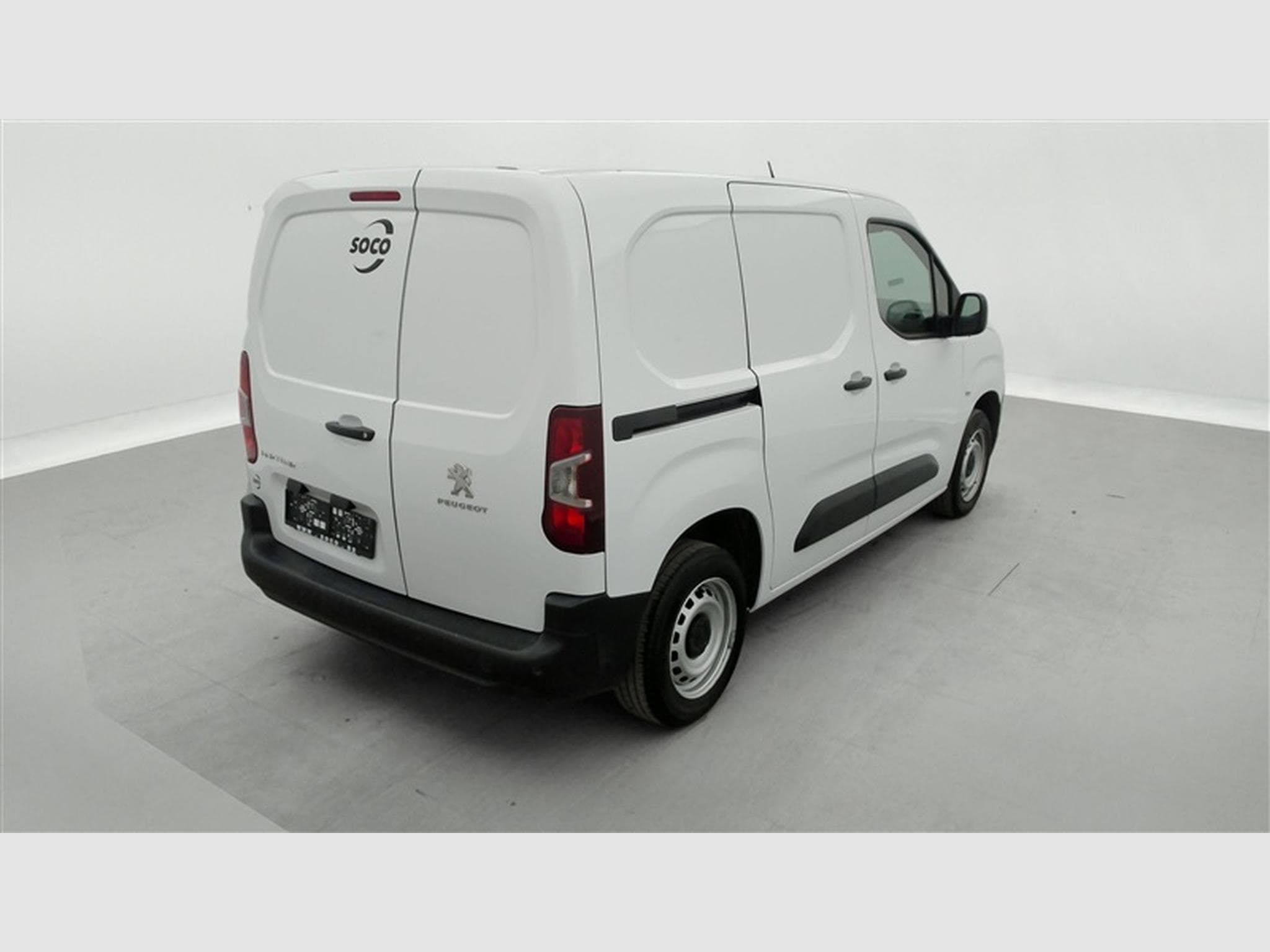 Peugeot Partner 1.2 PureTech 110Cv M 3Pl NAVI / CARPLAY / PDC (2023) - Photo 25