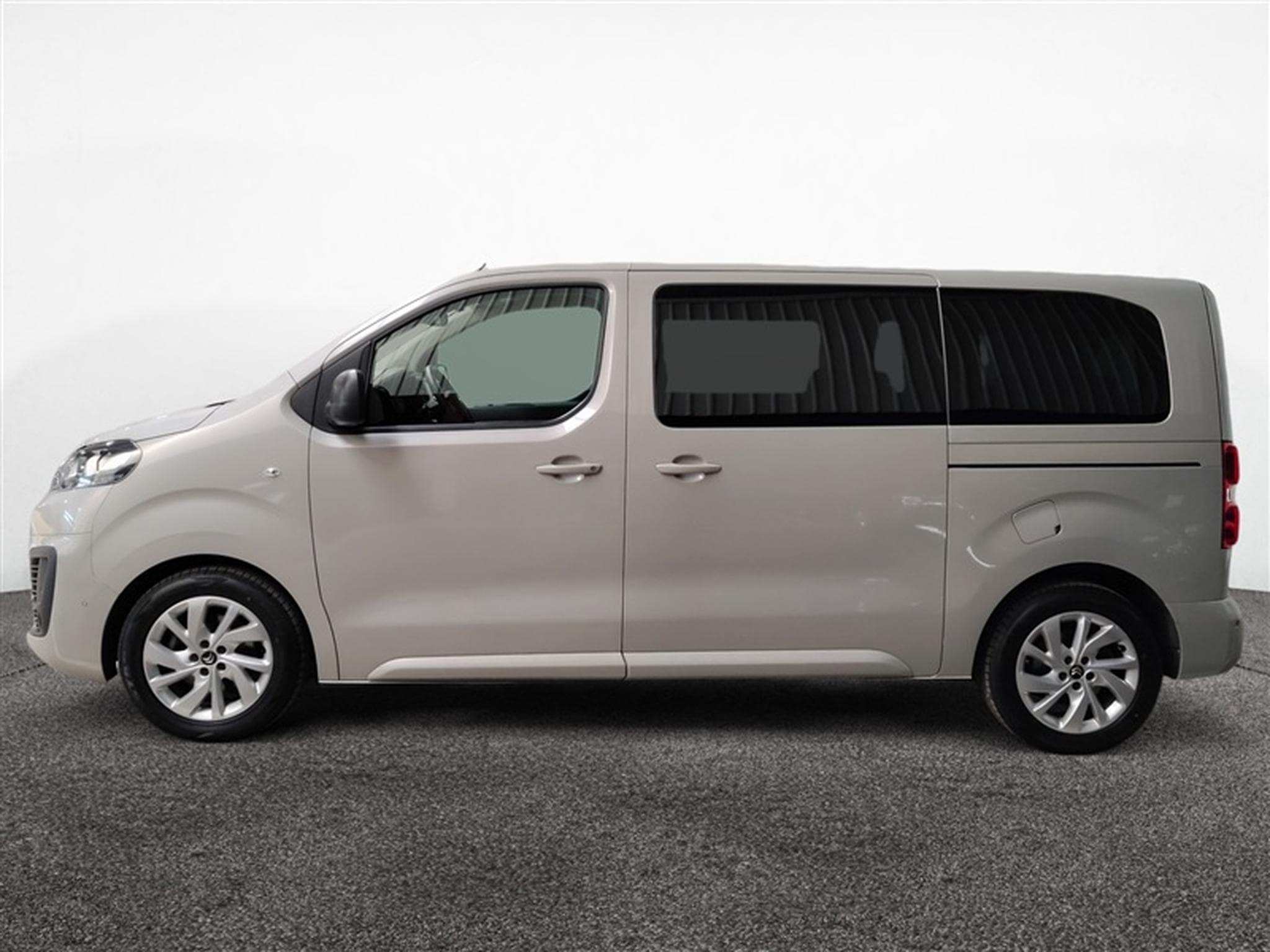 Citroen Spacetourer 1.5 BlueHDi M Feel (2019) - Photo 3