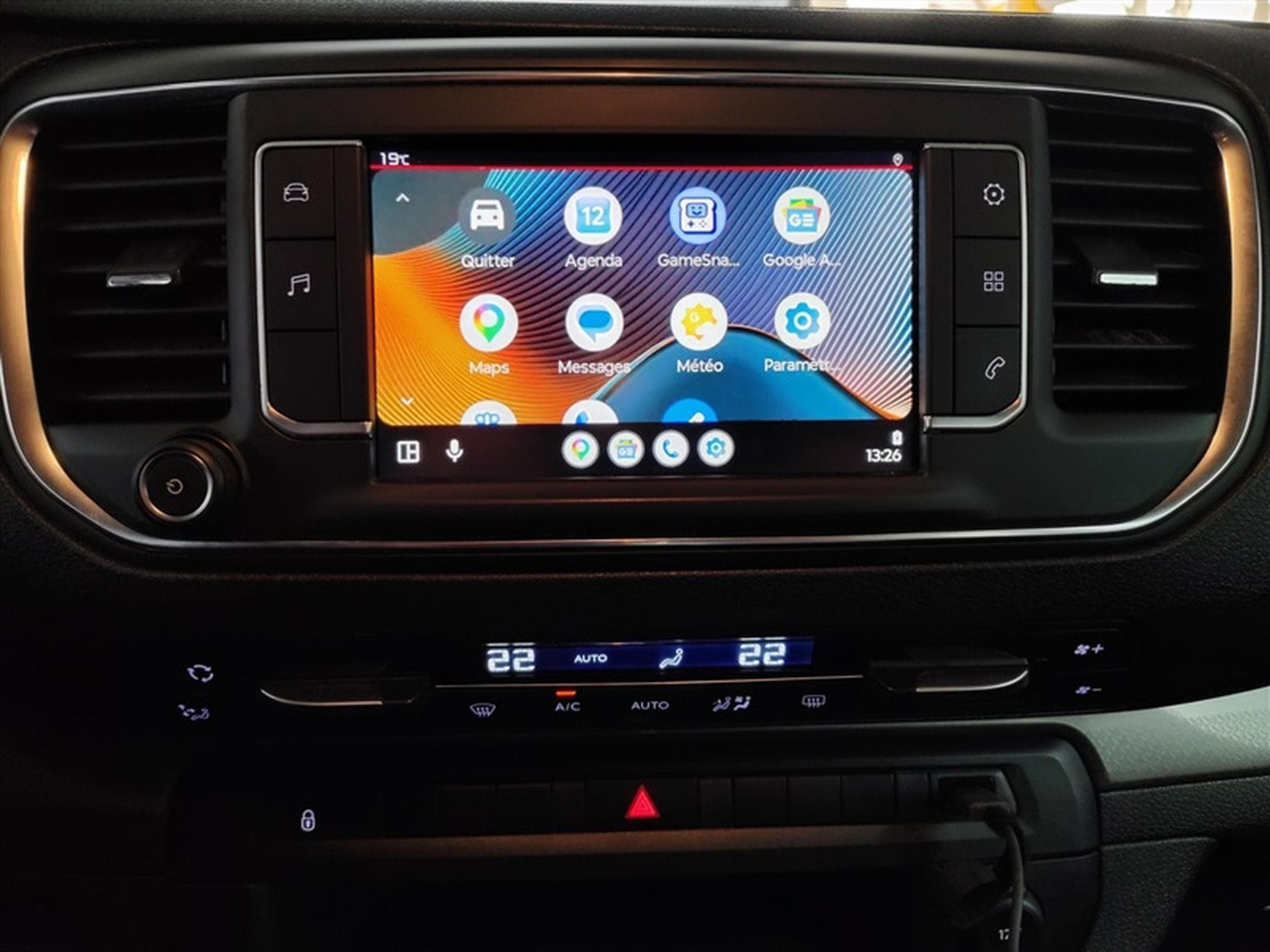 Citroen Spacetourer 1.5 BlueHDi M Feel (2019) - Photo 12