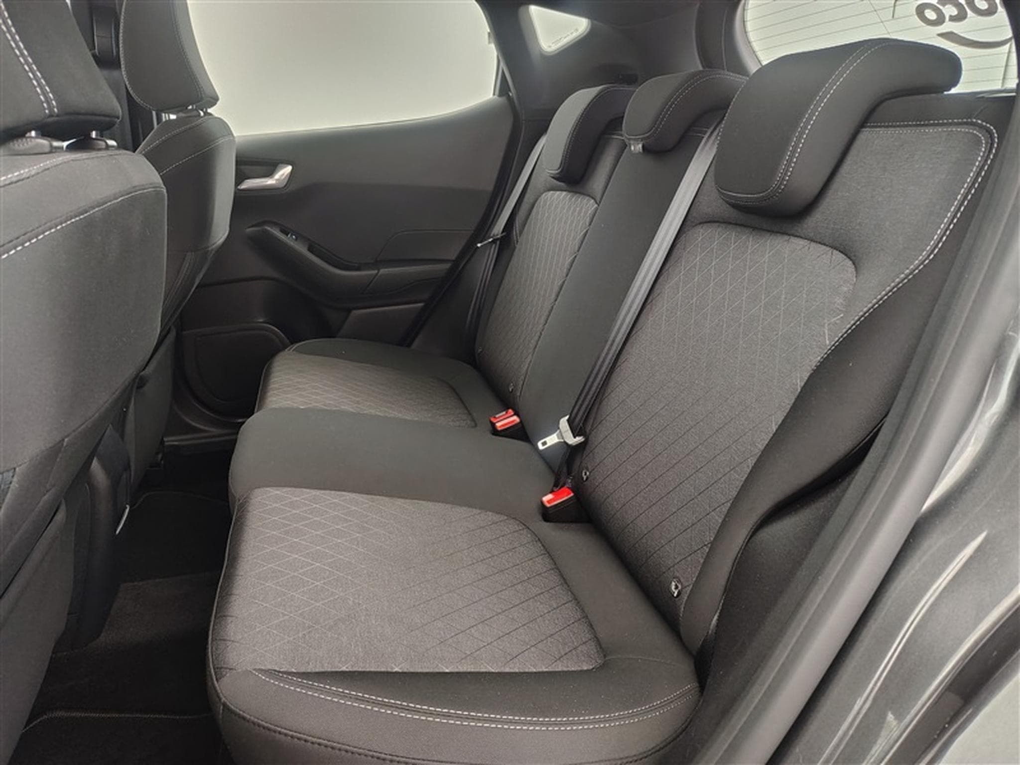 Ford Fiesta 1.0 EcoBoost ACTIVE (2020) - Photo 13