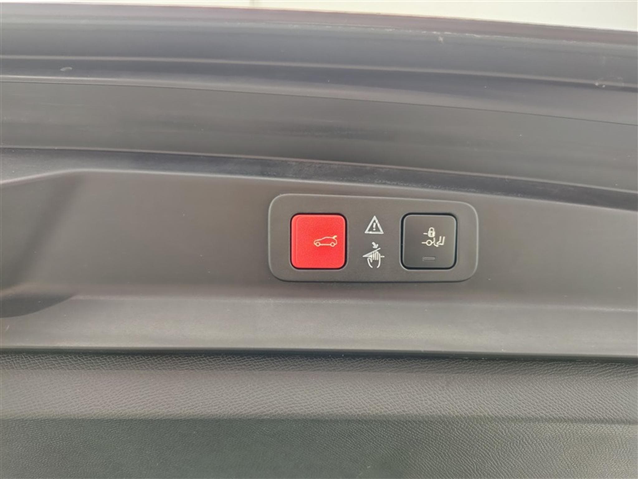 Peugeot 5008 1.2 PureTech 130Cv Allure Pack 7PL/ S-CUIR / NAVI / FULL LED (2020) - Photo 20