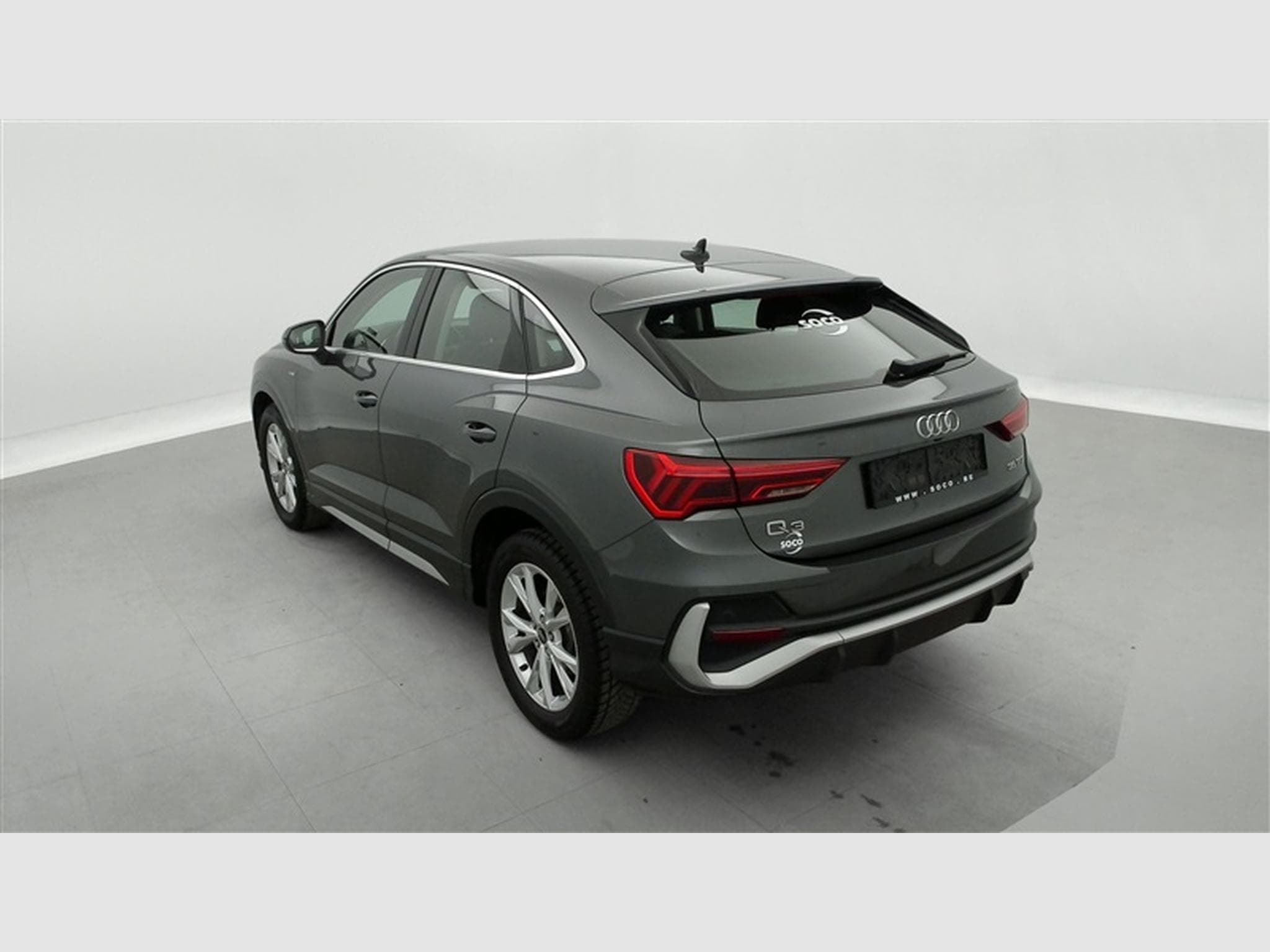 Audi Q3 Sportback 35 TFSI S-Line S tronic Cuir / Navi / Led (2022) - Photo 2