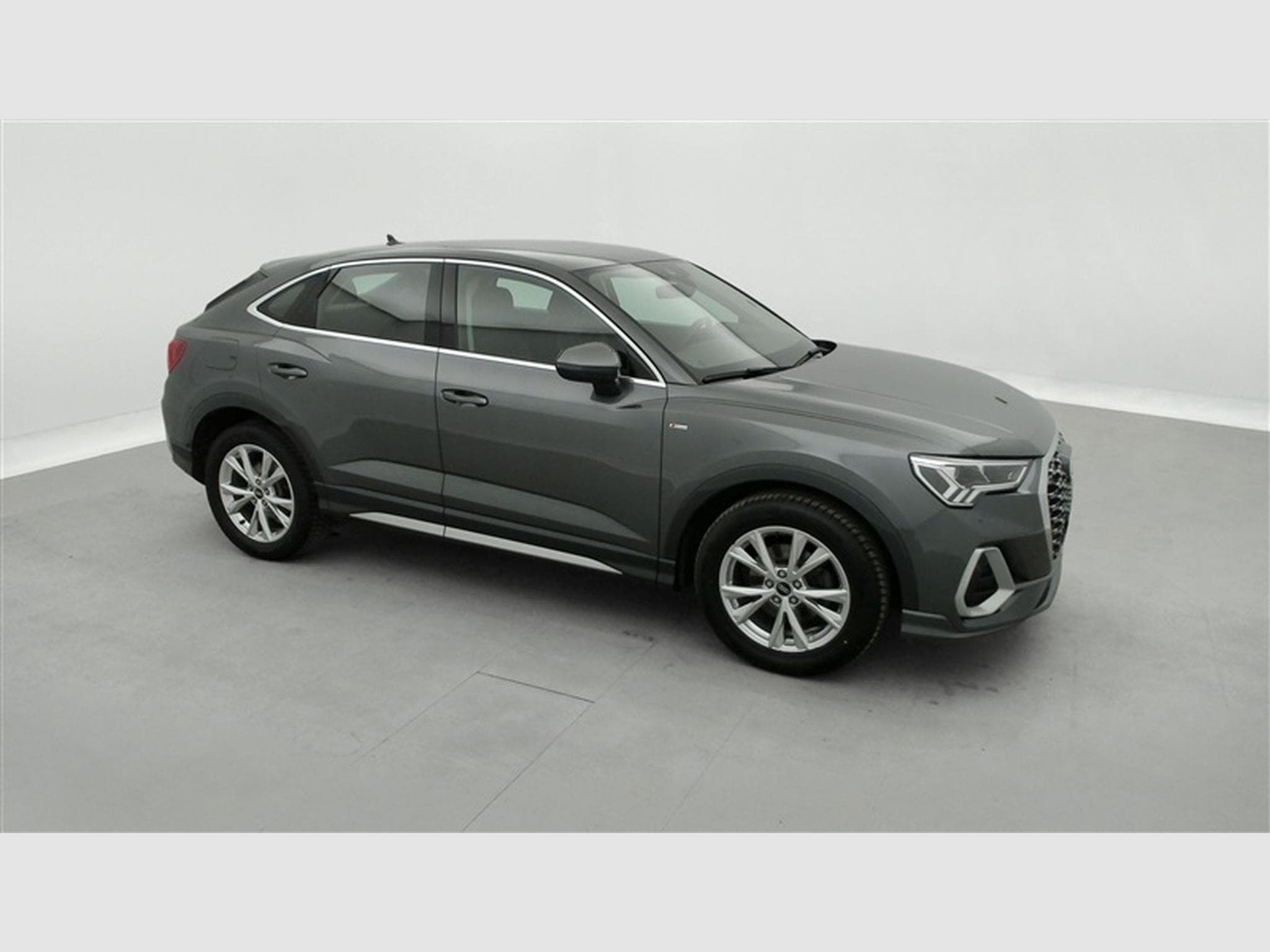 Audi Q3 Sportback 35 TFSI S-Line S tronic Cuir / Navi / Led (2022) - Photo 23