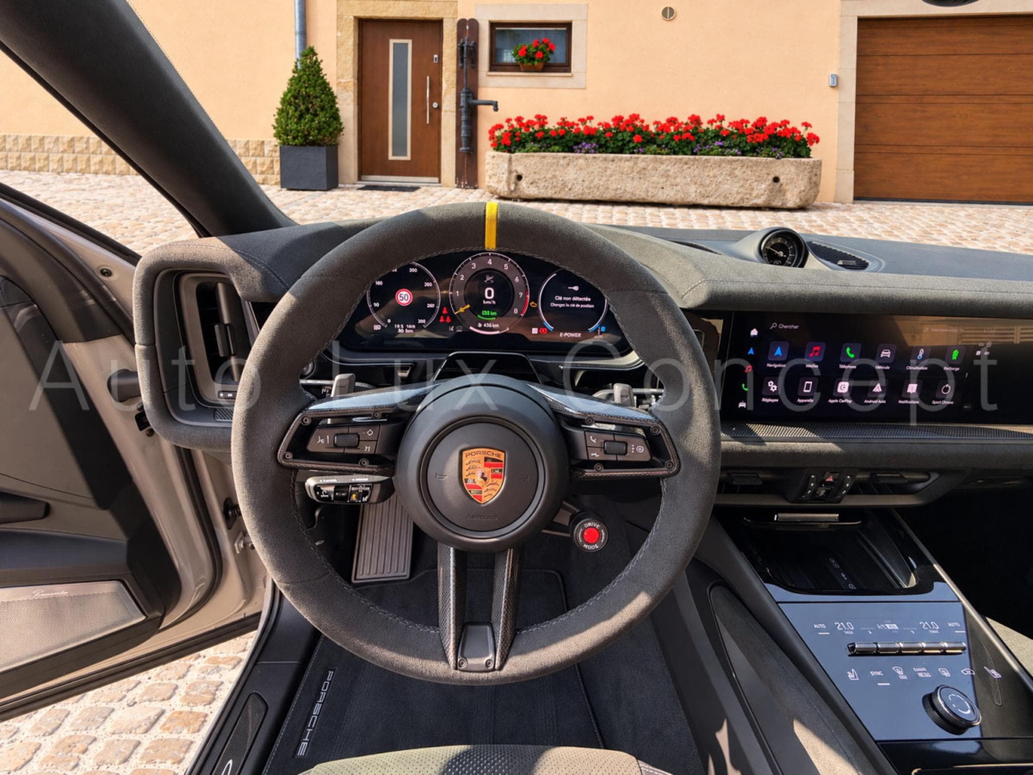 Porsche Cayenne Turbo E-Hybrid Coupé avec Pack GT (2026) - Photo 5