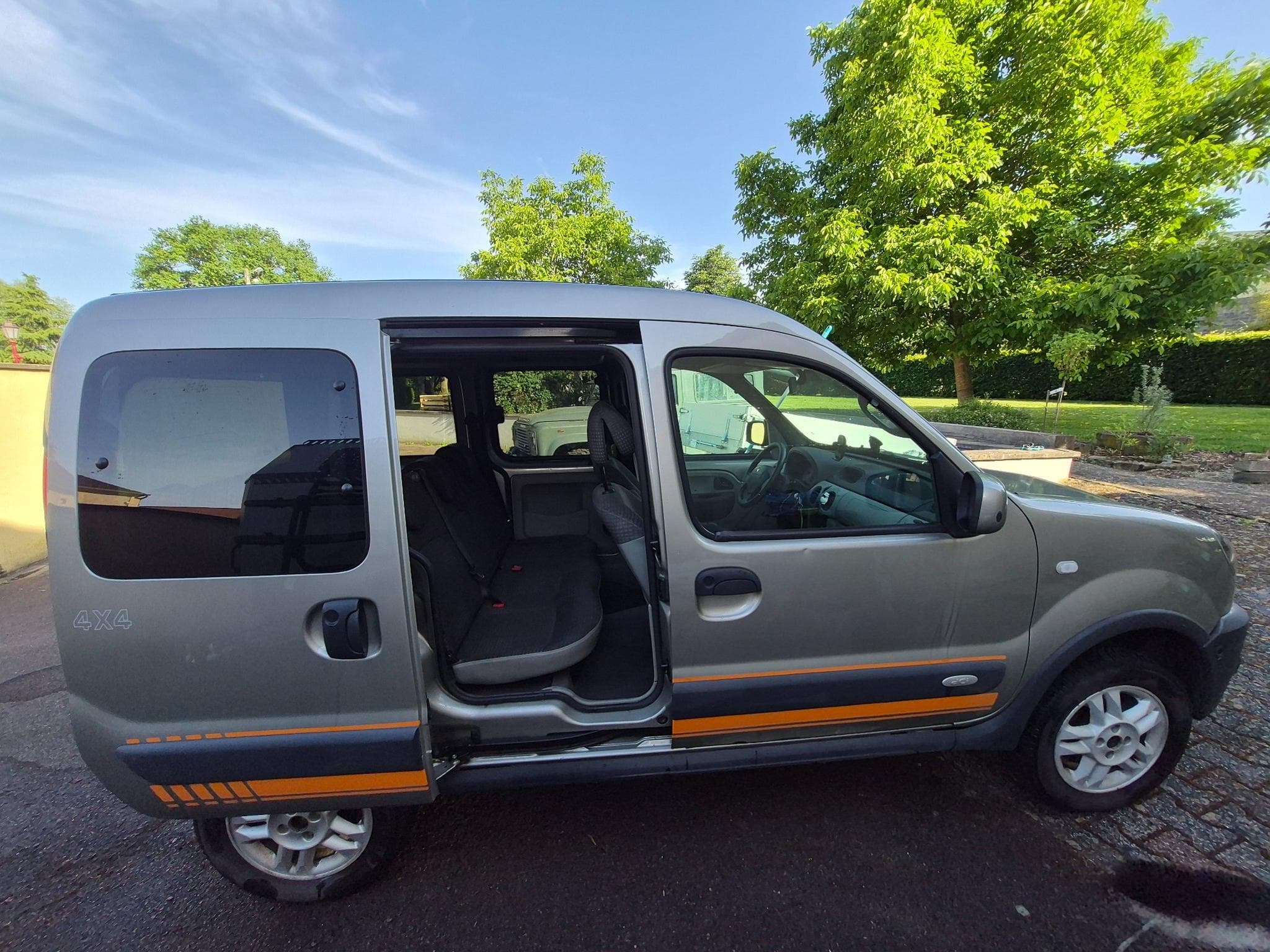 Renault Kangoo Privilège expression 4x4 (2005) - Photo 2