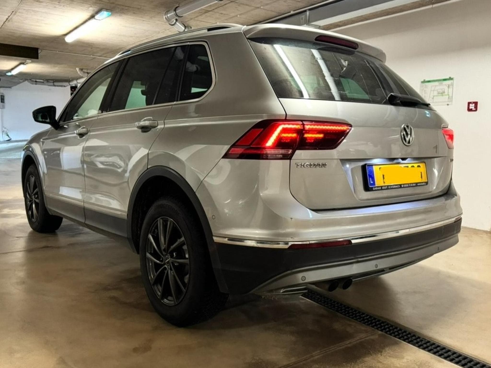 VW Tiguan 2.0 TDI DSG 4MOTION Highline (2018) - Photo 2