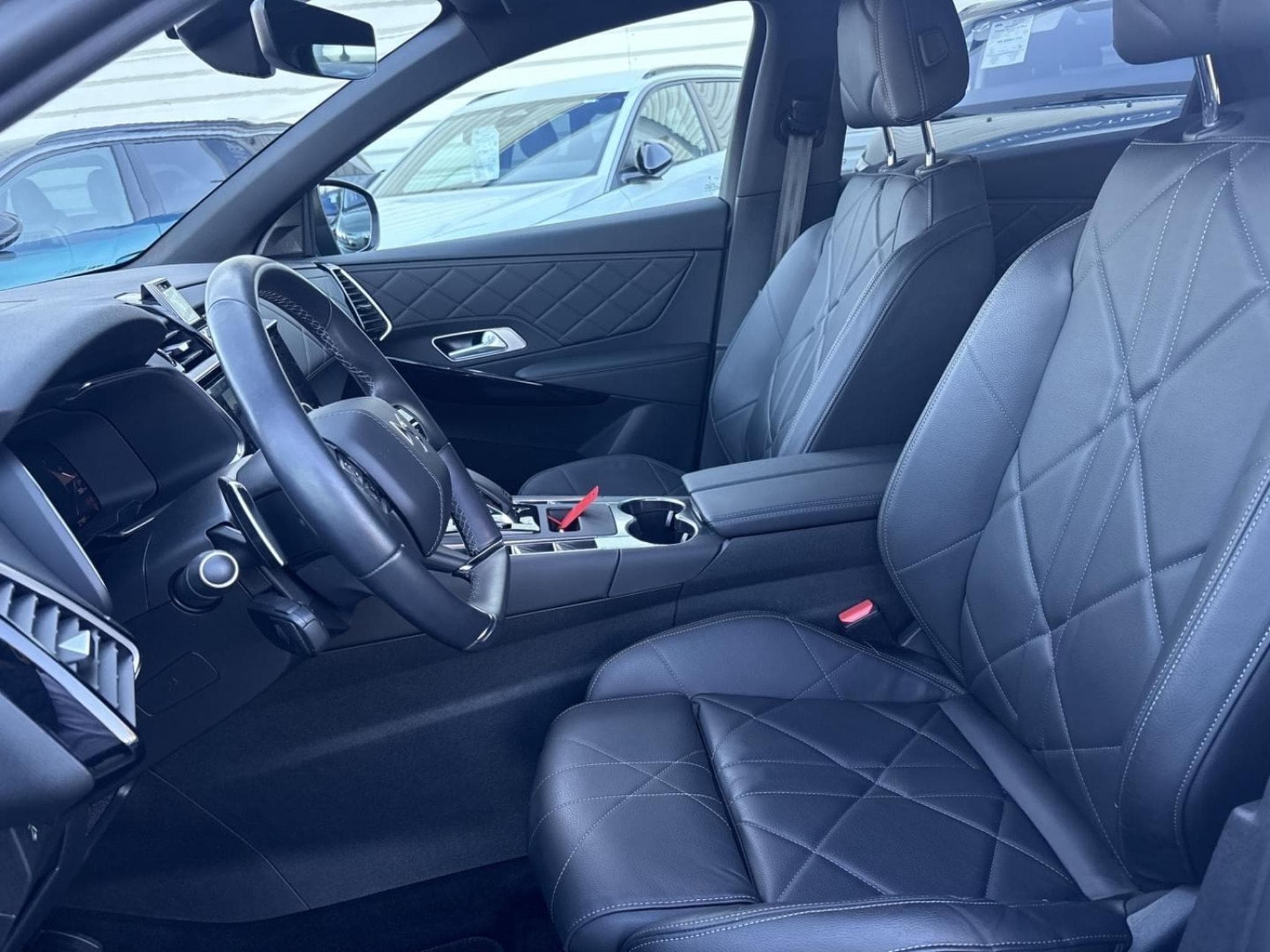 DS Automobiles DS7 BlueHDi 130ch Rivoli Automatique (2024) - Foto 12
