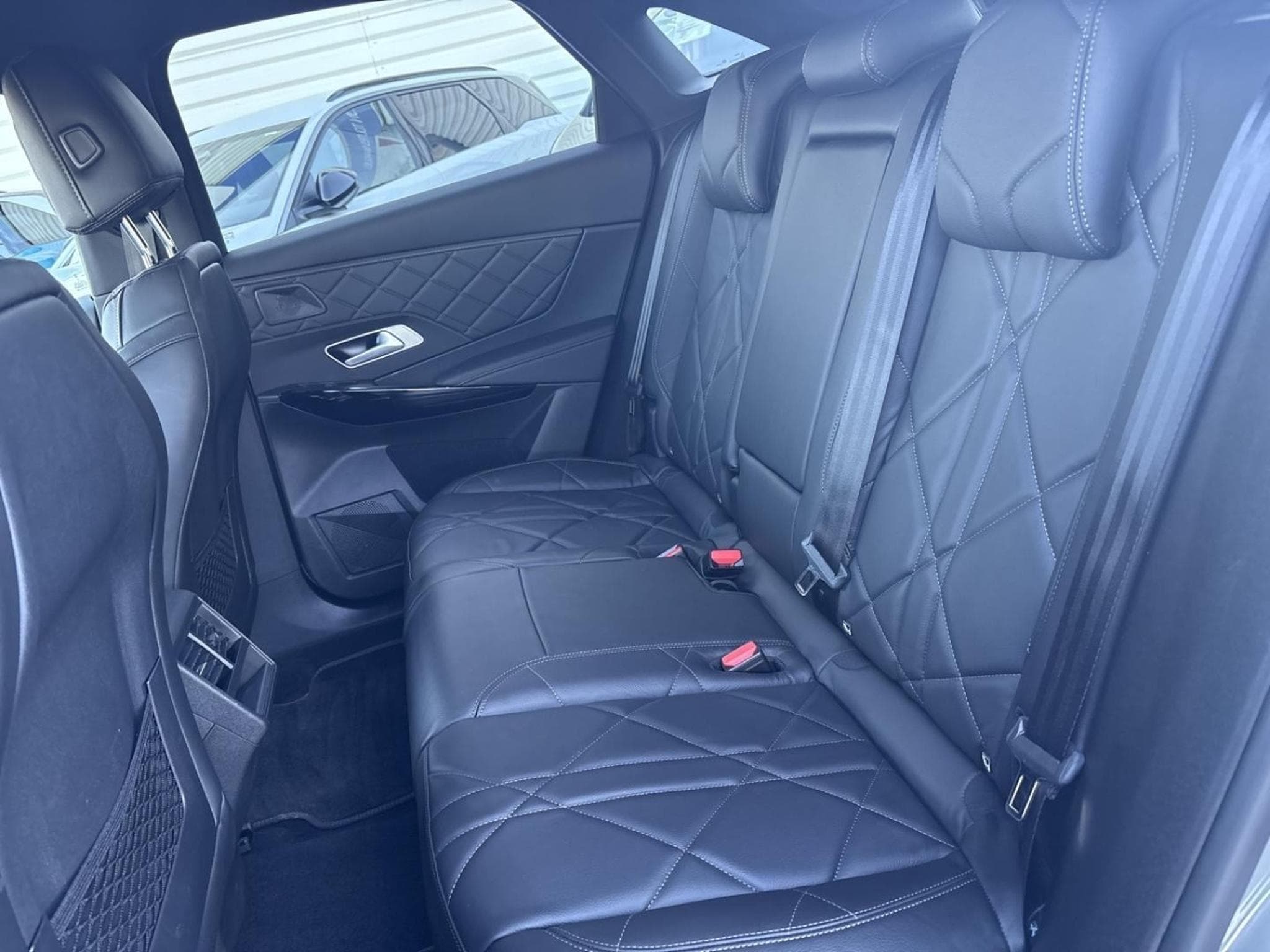 DS Automobiles DS7 BlueHDi 130ch Rivoli Automatique (2024) - Foto 14