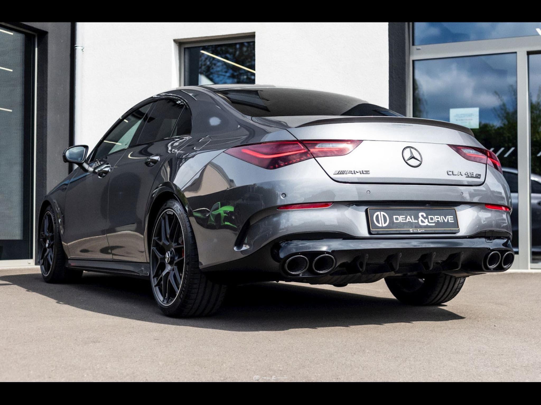 Mercedes CLA 45 AMG S 4MATIC+ (FACELIFT) PACK NIGHT II (2025) - Photo 3