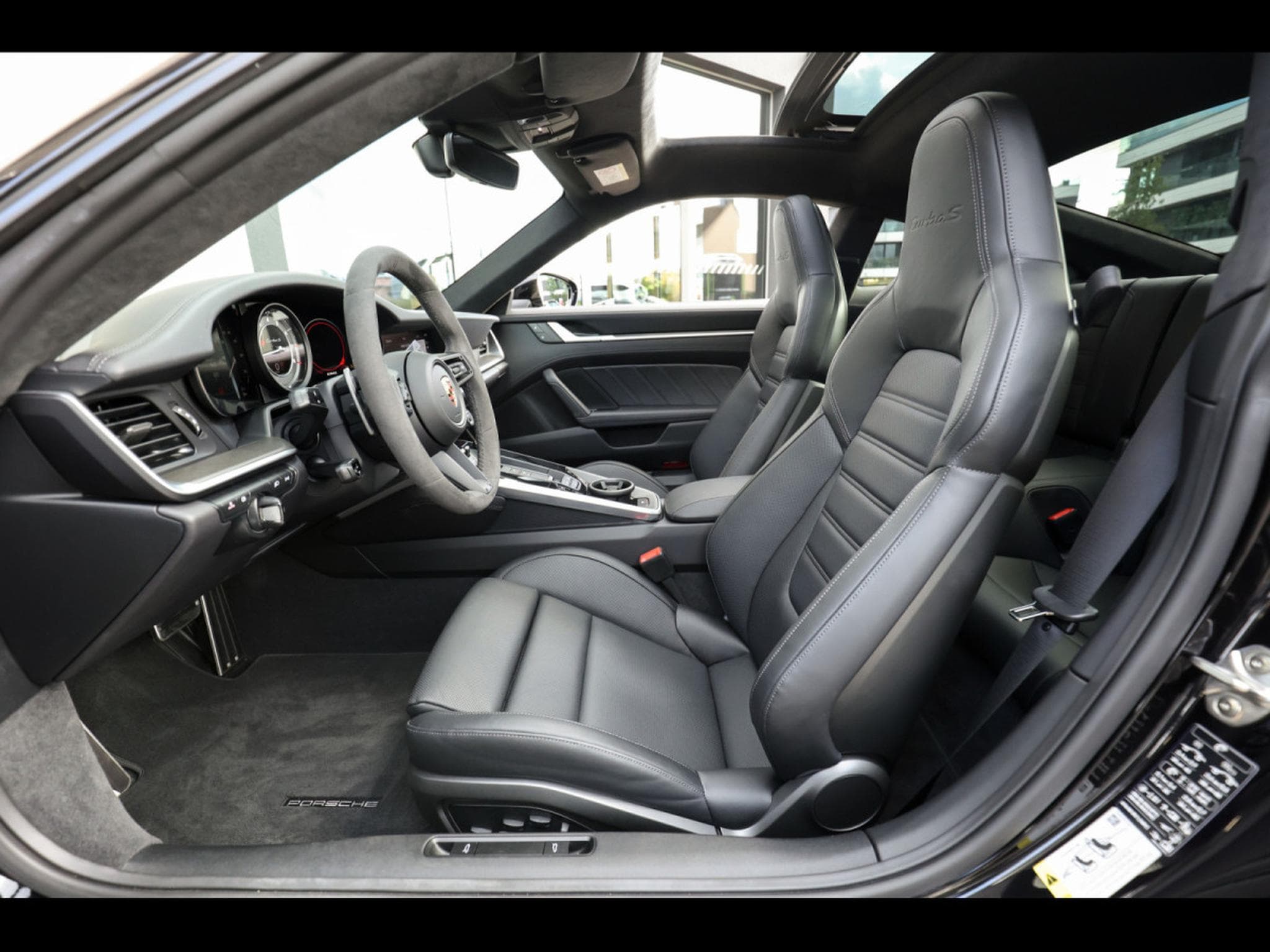 Porsche 911 .1 911 TURBO S COUPE PDK - EXCLUSIVE MANUFAKTUR (2024) - Photo 12