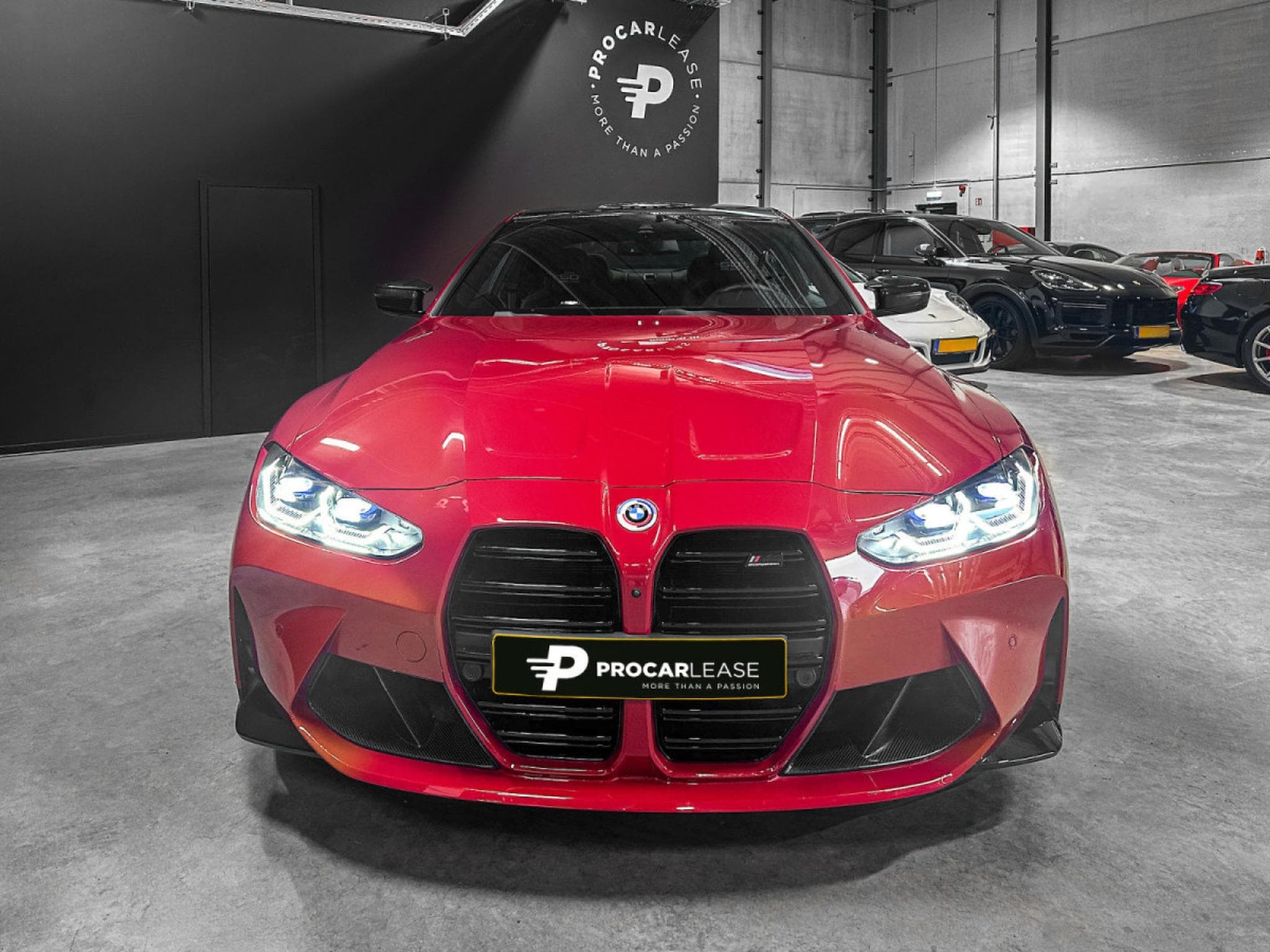 BMW M4 Competition 50 Jahre Edition M/ AKRAPOVIC EXHAUST (2023) - Photo 6