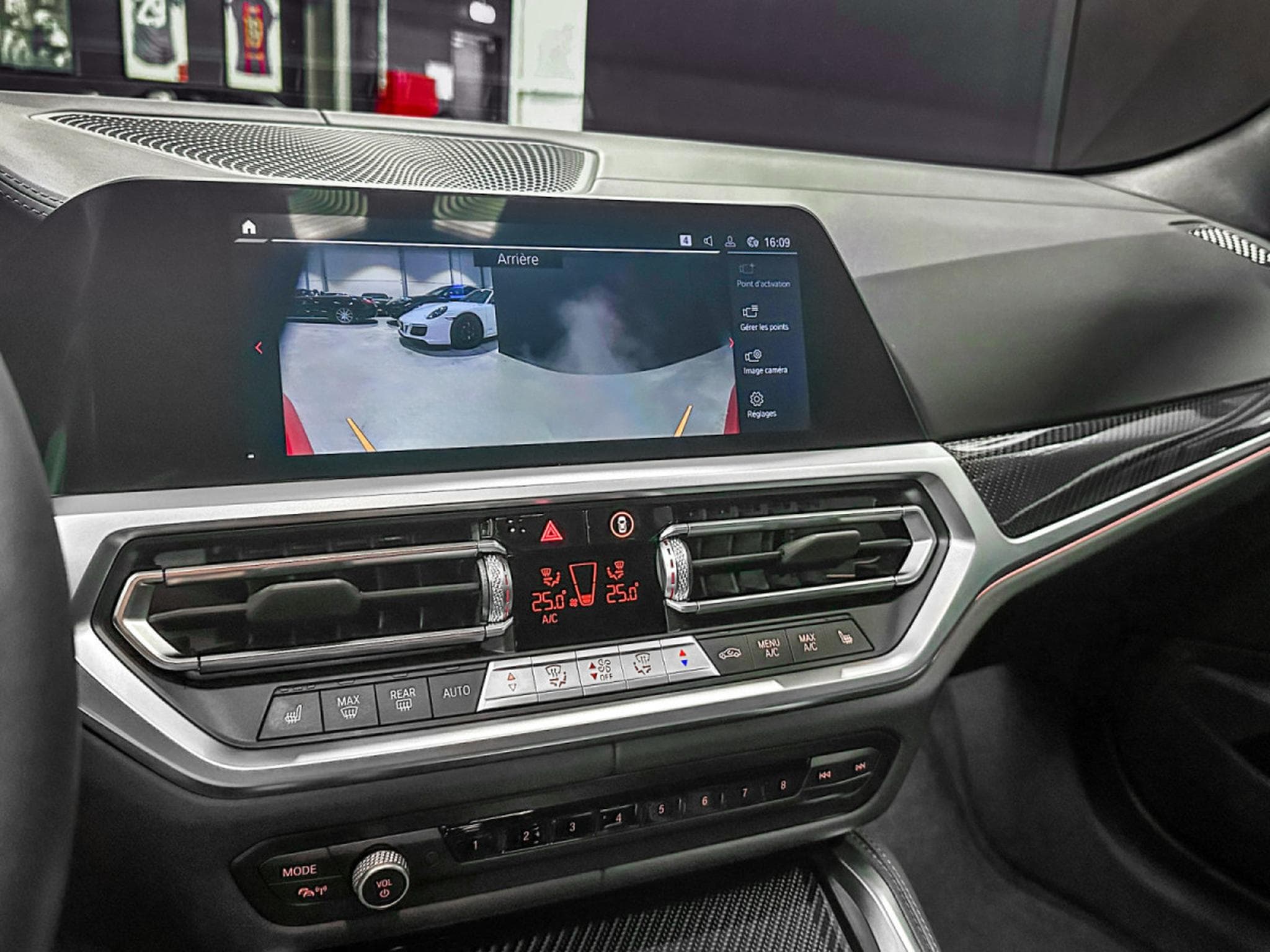 BMW M4 Competition 50 Jahre Edition M/ AKRAPOVIC EXHAUST (2023) - Photo 13