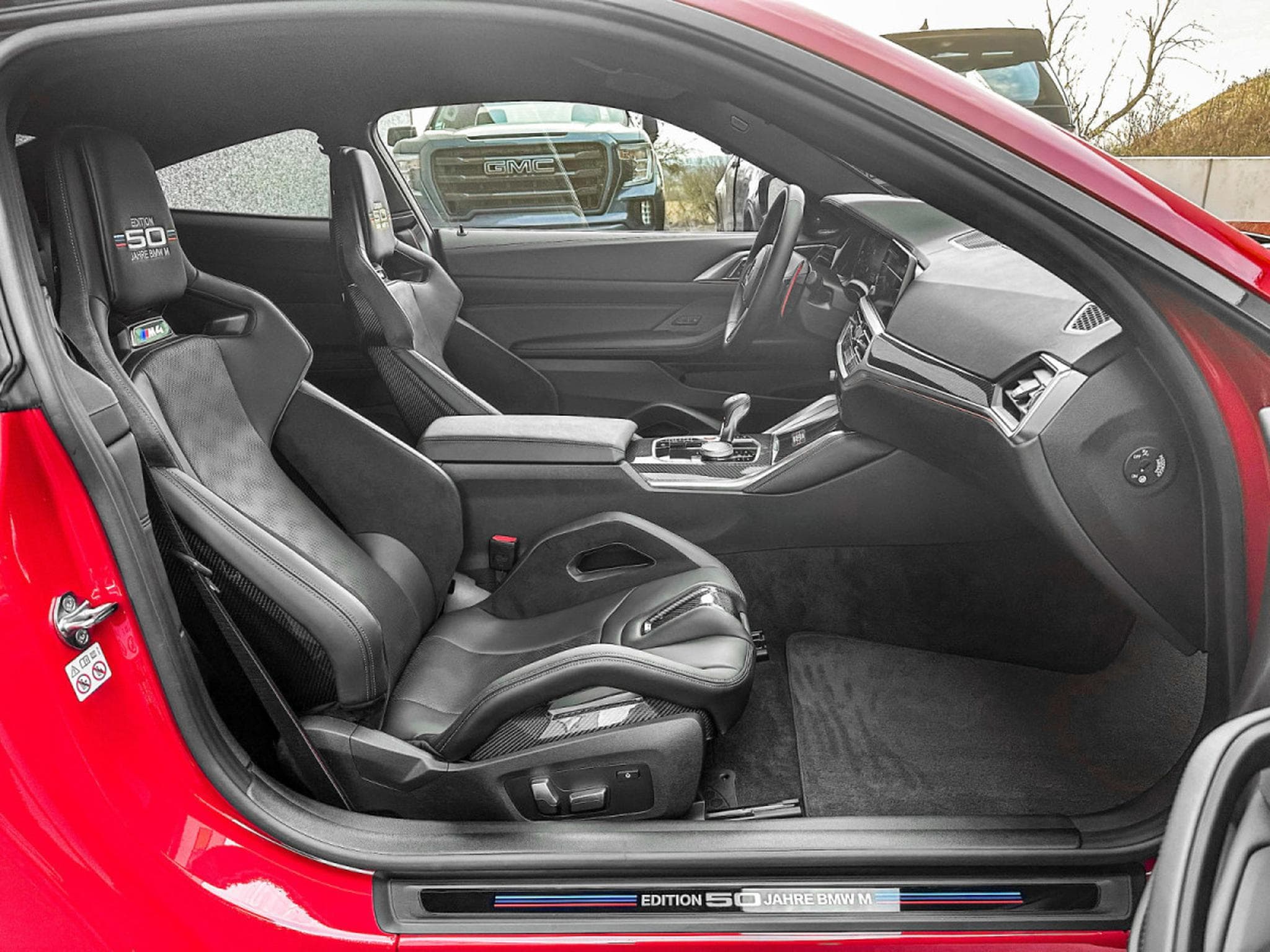 BMW M4 Competition 50 Jahre Edition M/ AKRAPOVIC EXHAUST (2023) - Photo 11