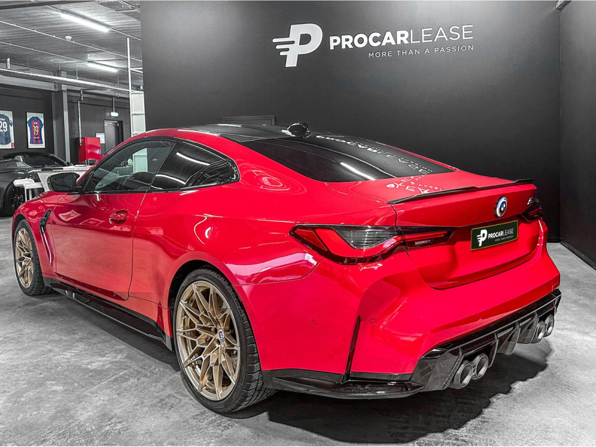 BMW M4 Competition 50 Jahre Edition M/ AKRAPOVIC EXHAUST (2023) - Photo 14