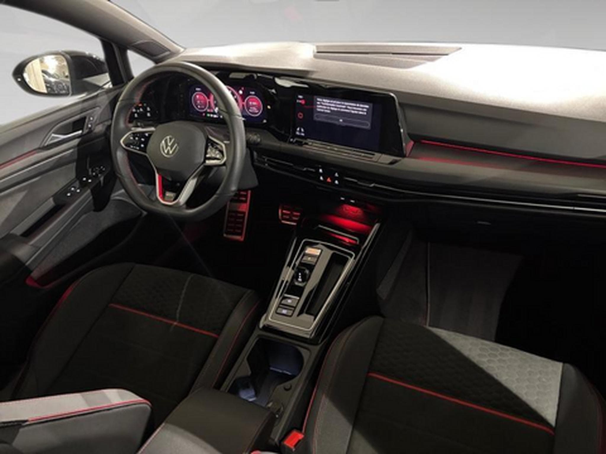 VW Golf VIII 2.0 TSI 221kW GTI Clubsport DSG (2024) - Photo 7