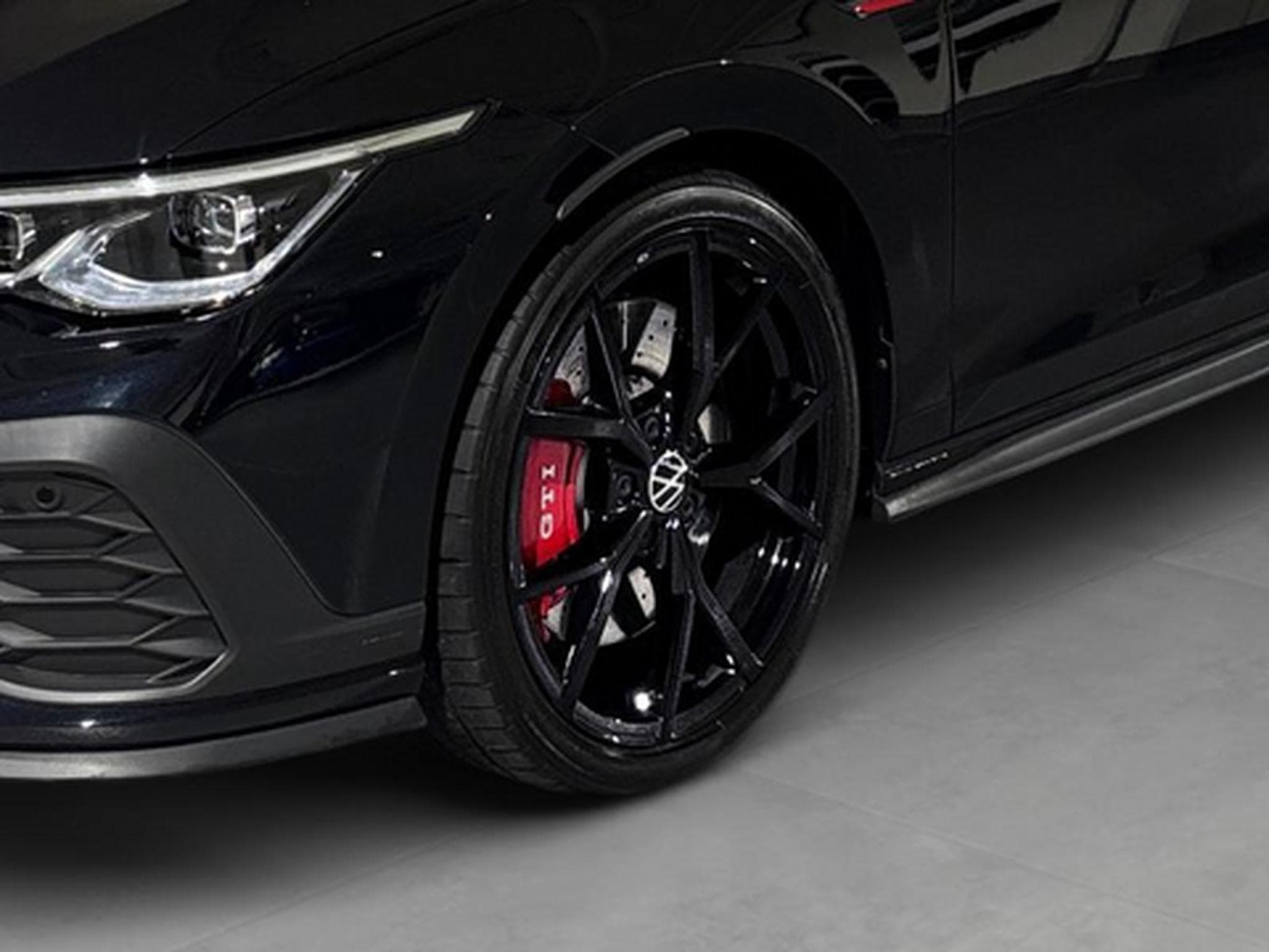 VW Golf VIII 2.0 TSI 221kW GTI Clubsport DSG (2024) - Photo 20
