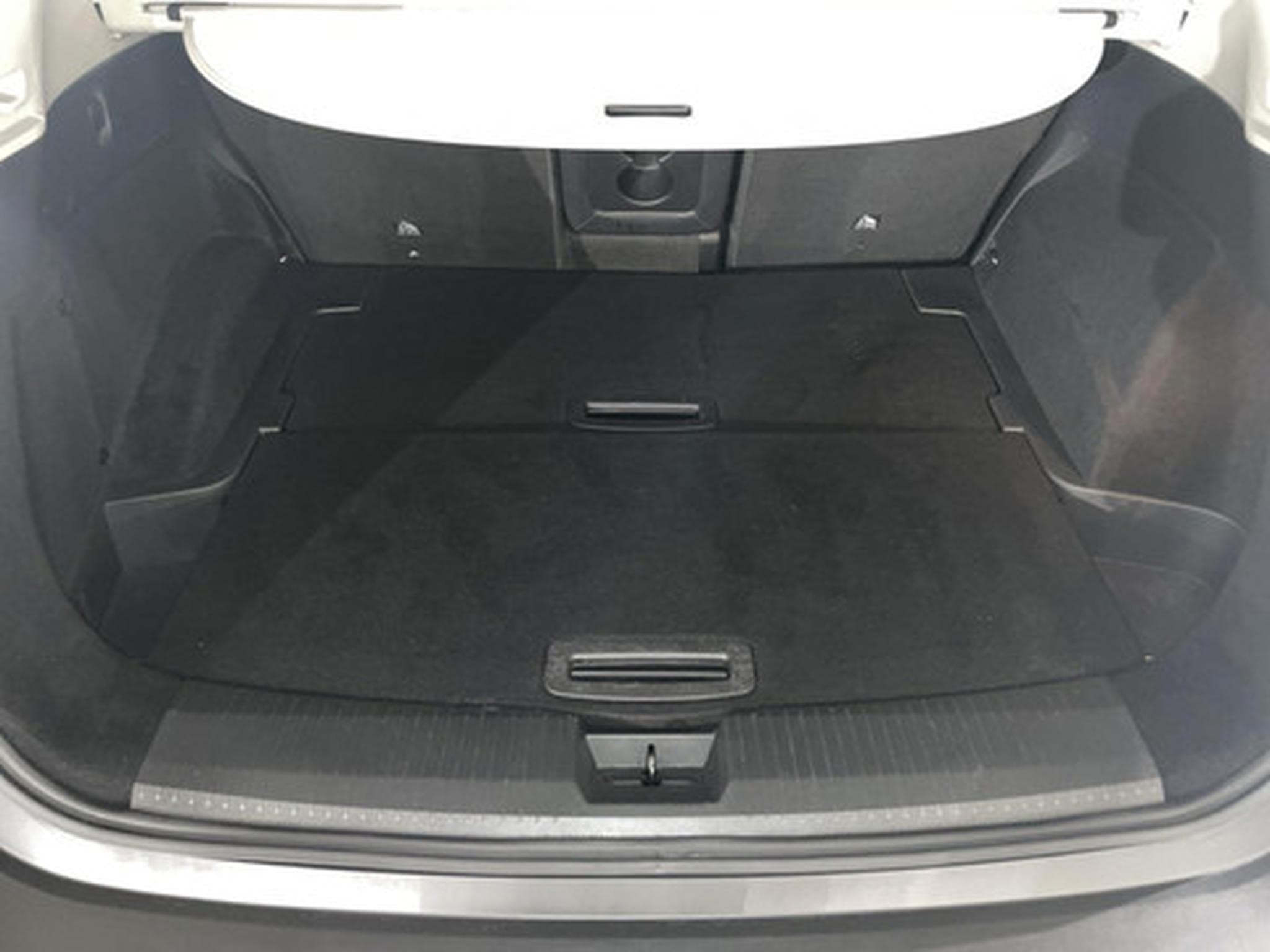 Nissan X-Trail 1.5 e-POWER e-4ORCE 4WD N-Trek (2025) - Foto 12