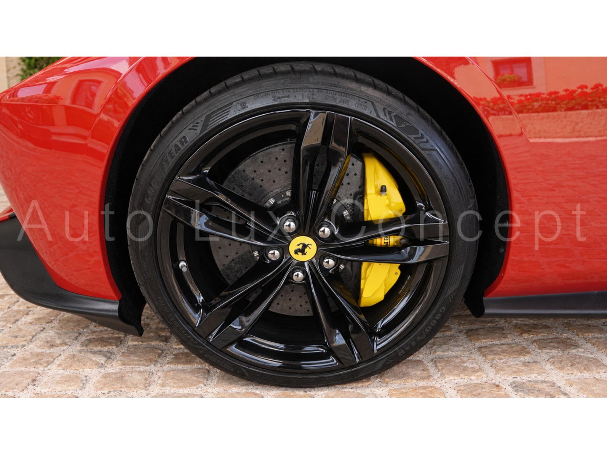 Ferrari Amalfi 3.9 V8 Biturbo 640 ch (2026) - Photo 14