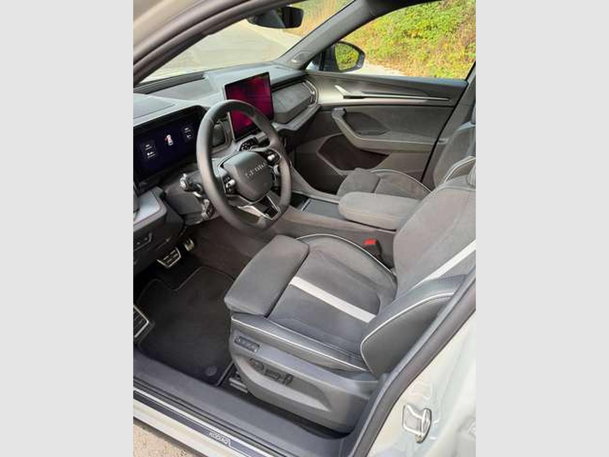 Skoda Kodiaq Kodiaq 2.0 TDI DSG Sportline (2026) - Photo 7