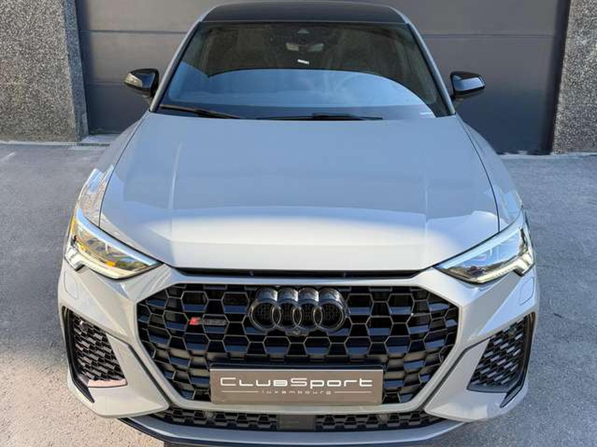 Audi RSQ3 RS Q3 2.5 TFSI Sportback quattro S tronic (2022) - Photo 5