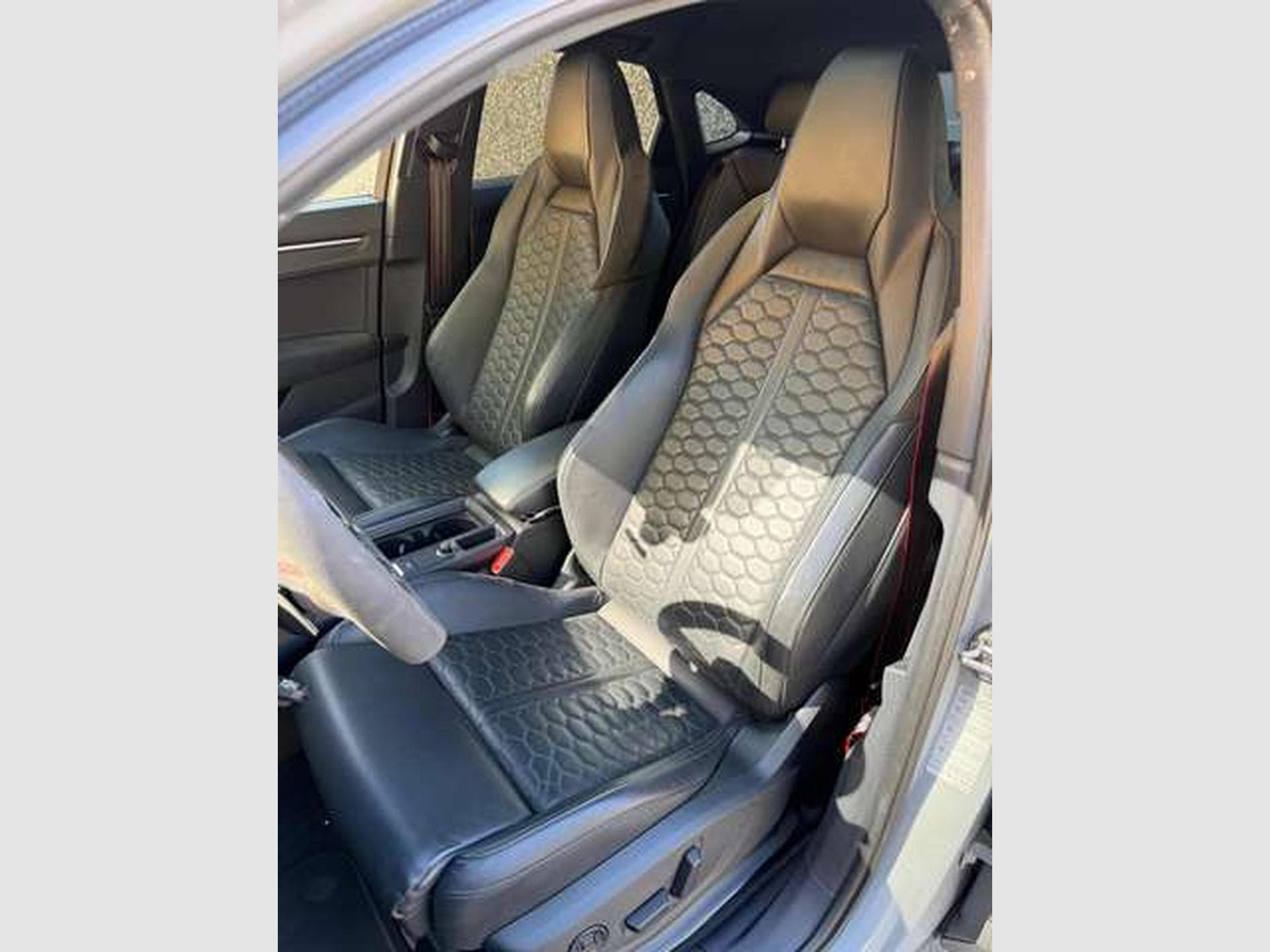 Audi RSQ3 RS Q3 2.5 TFSI Sportback quattro S tronic (2022) - Photo 11