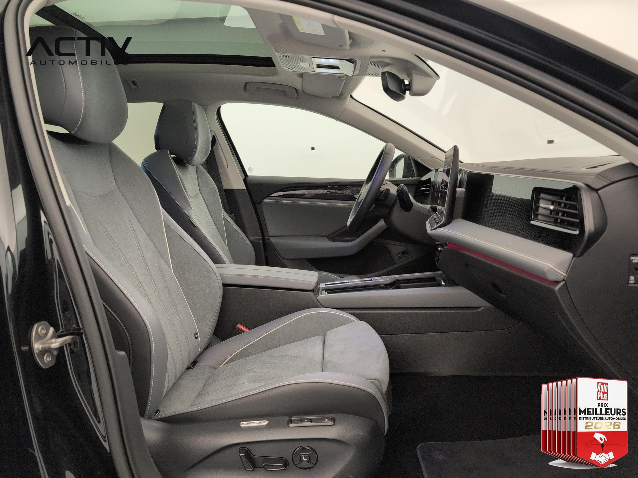 VW Passat 2.0 TDI EVO SCR 122 DSG7 Life Plus (2025) - Foto 9